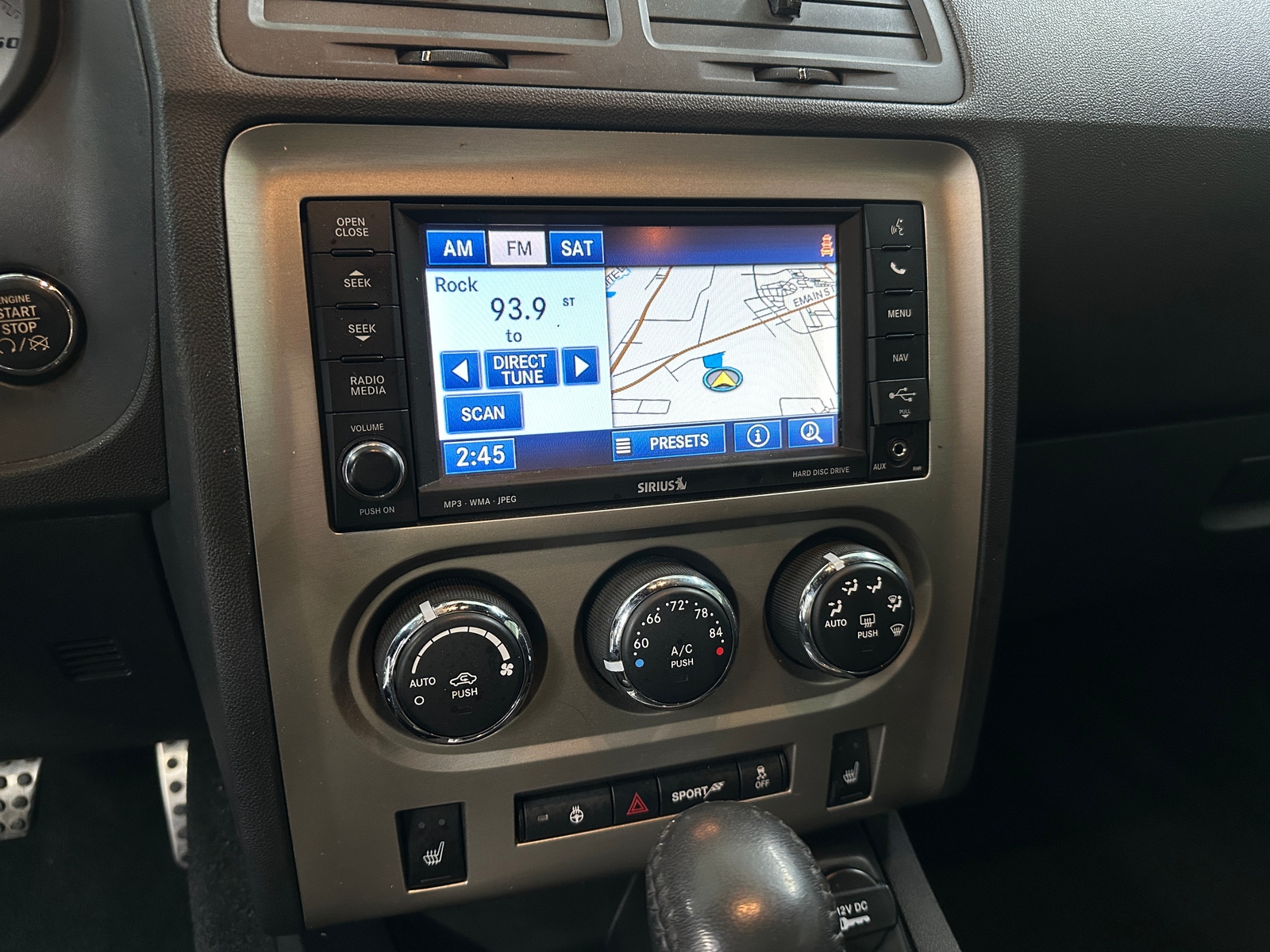 Thumbnail: 2014 Dodge Challenger - 3