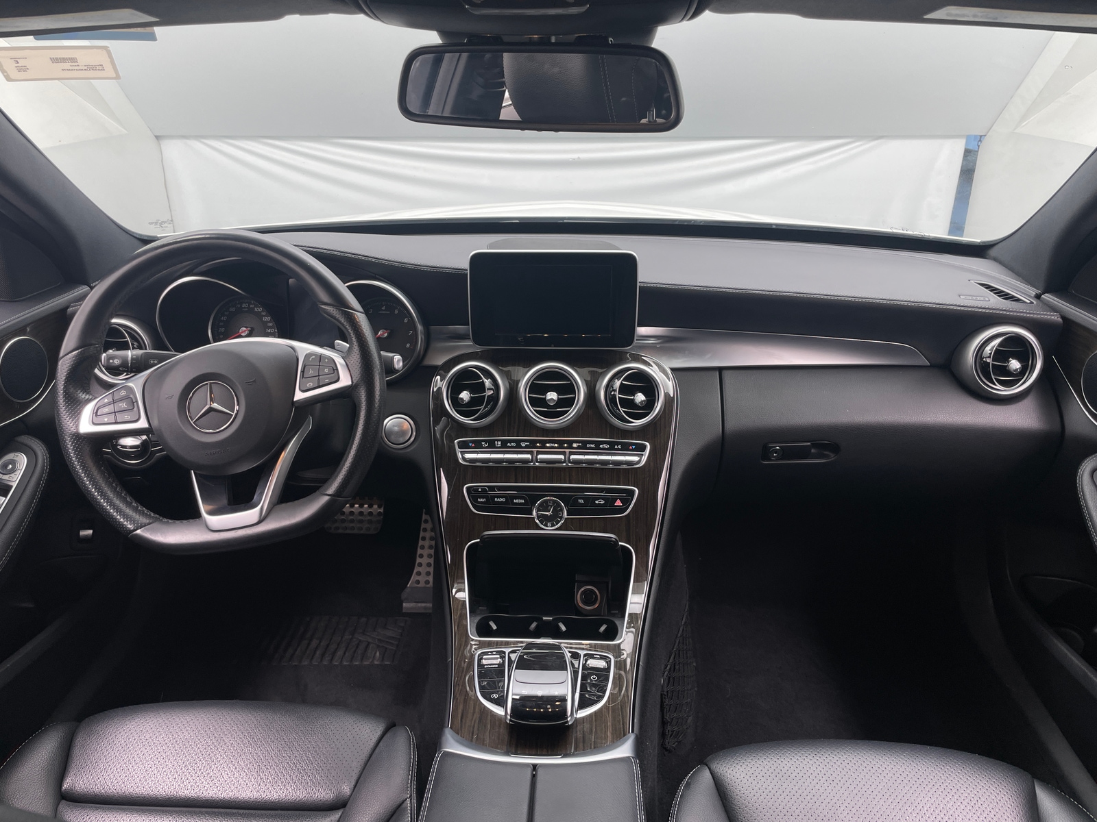 Thumbnail: 2016 Mercedes-Benz C-Class - 2