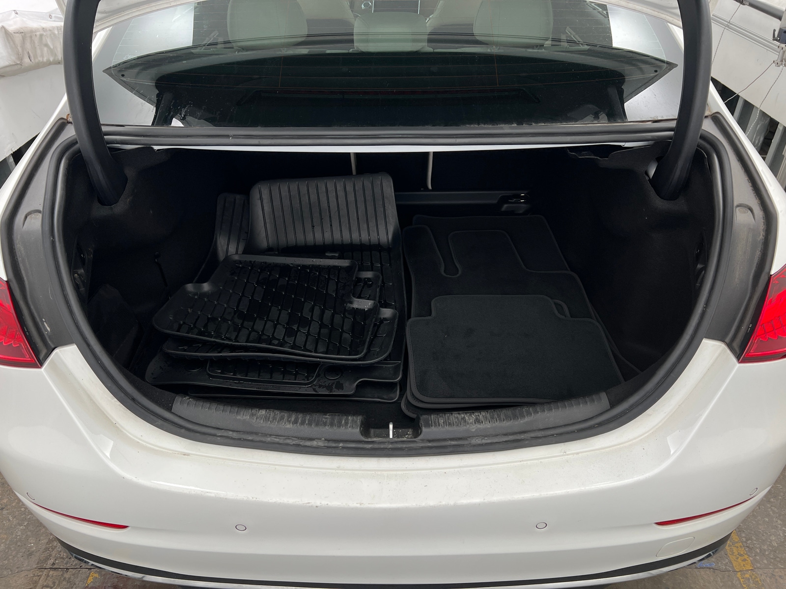 Thumbnail: 2022 Mercedes-Benz C-Class - 6