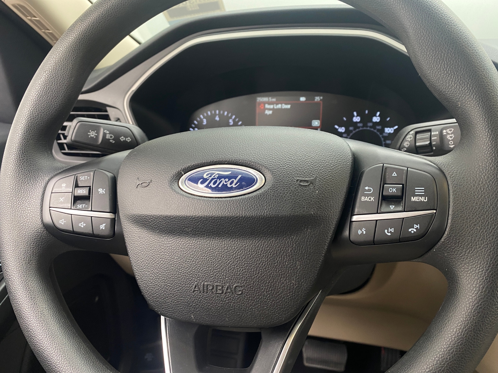 Thumbnail: 2020 Ford Escape - 5