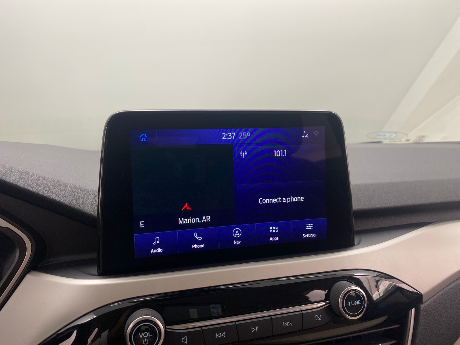 Thumbnail: 2020 Ford Escape - 4