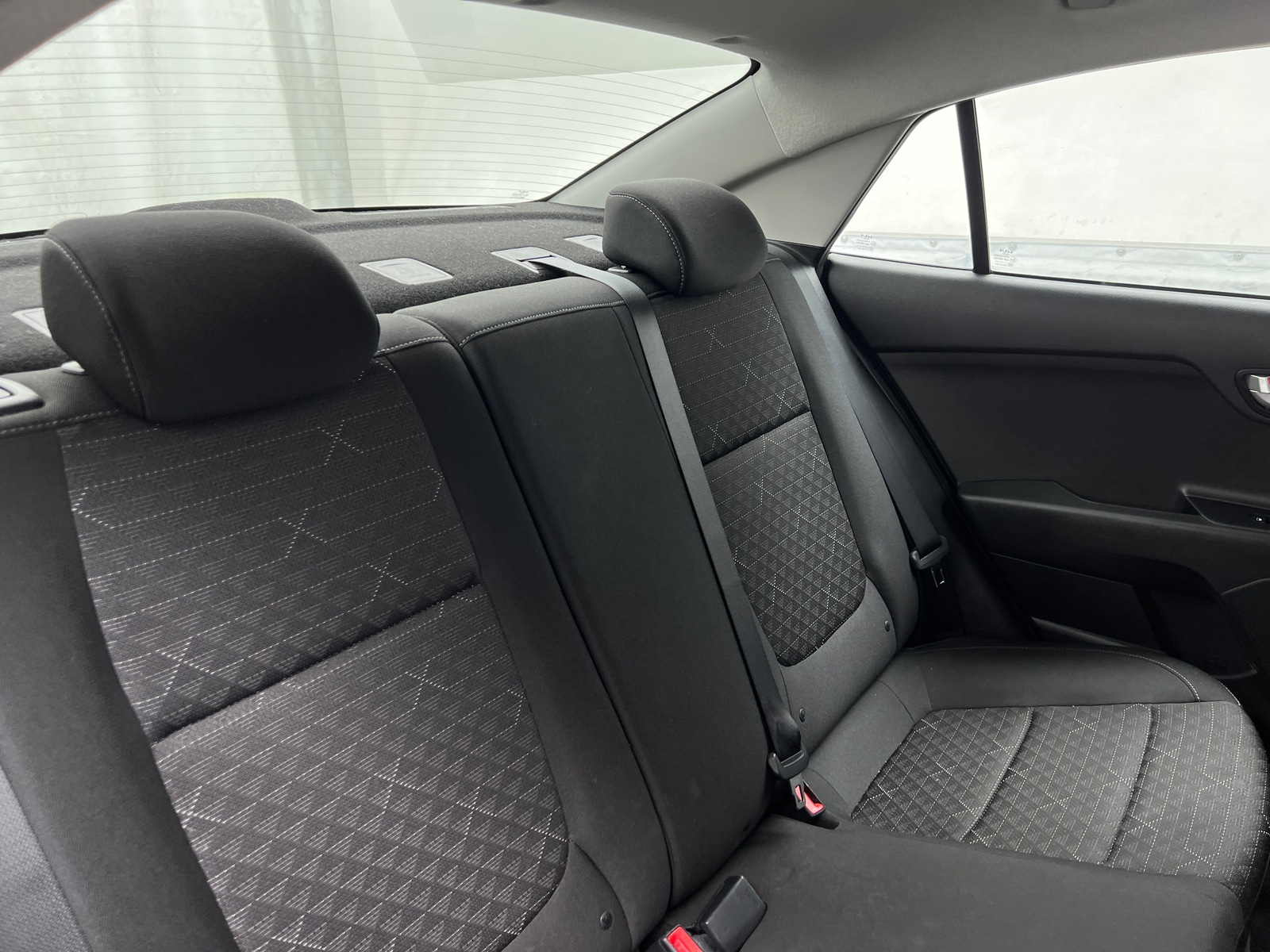 Thumbnail: 2023 Kia Rio - 6