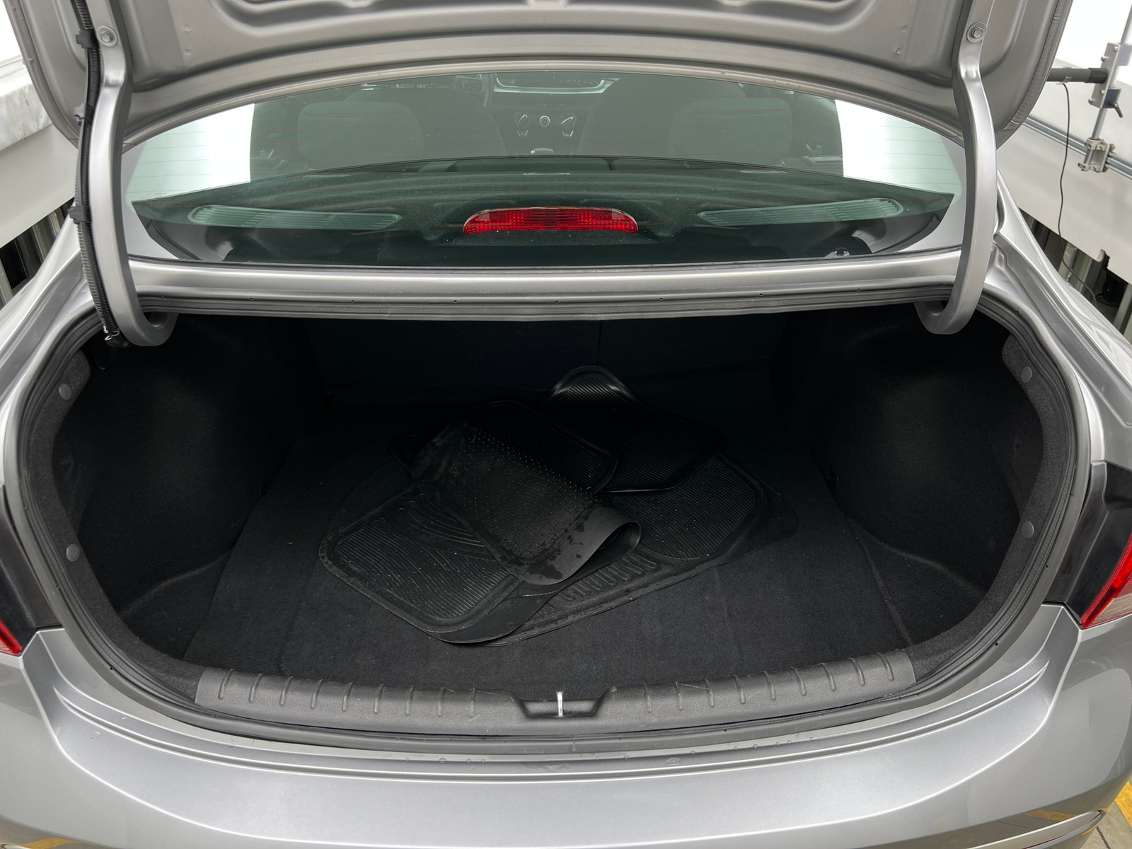 Thumbnail: 2023 Kia Rio - 7