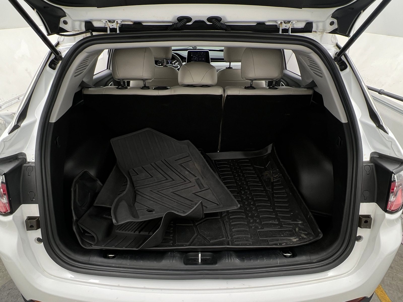 Thumbnail: 2022 Jeep Compass - 7