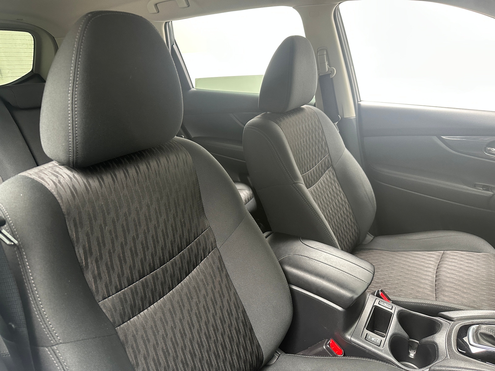 Thumbnail: 2020 Nissan Rogue - 2