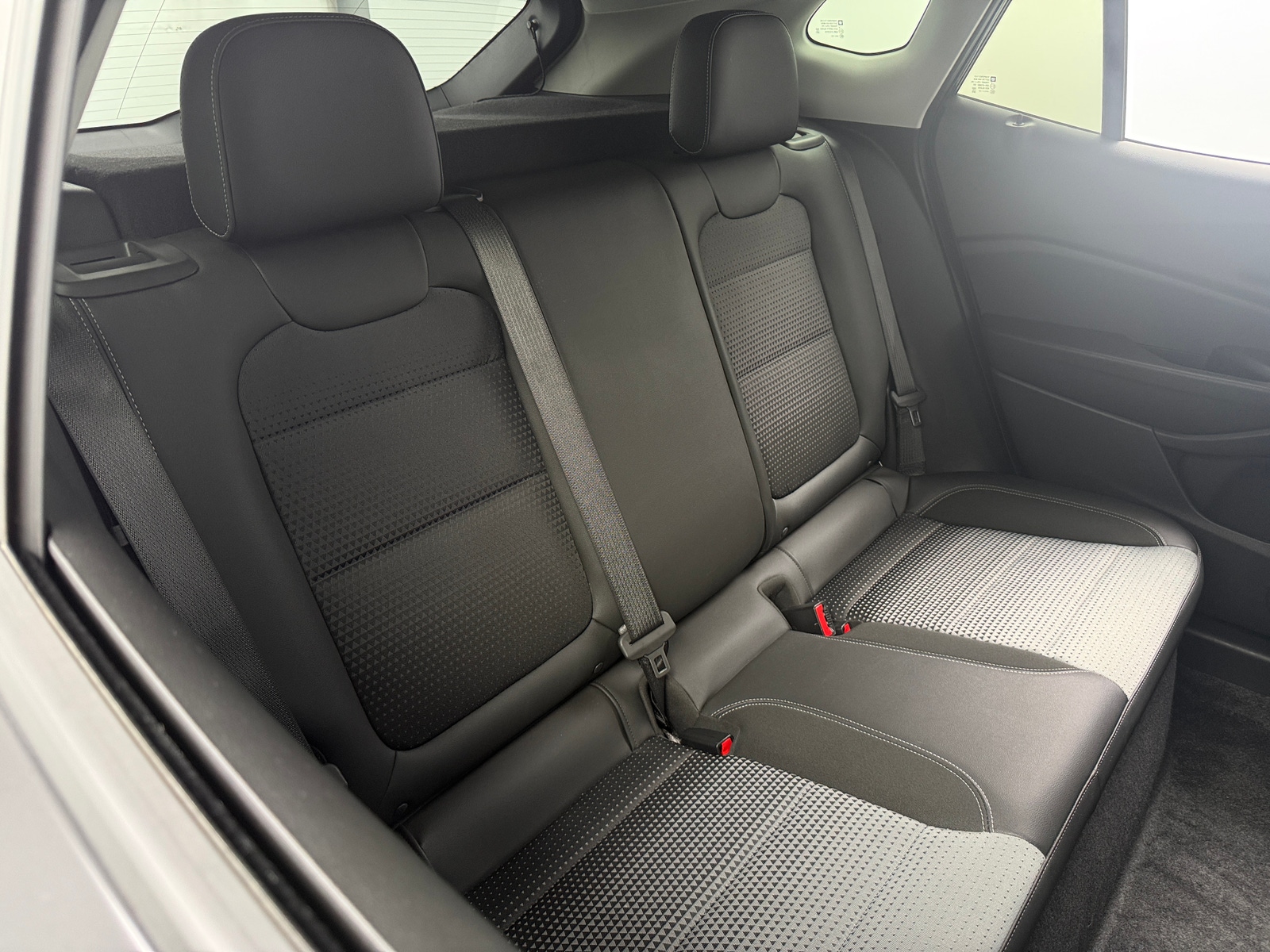 Thumbnail: 2025 Chevrolet Trax - 6