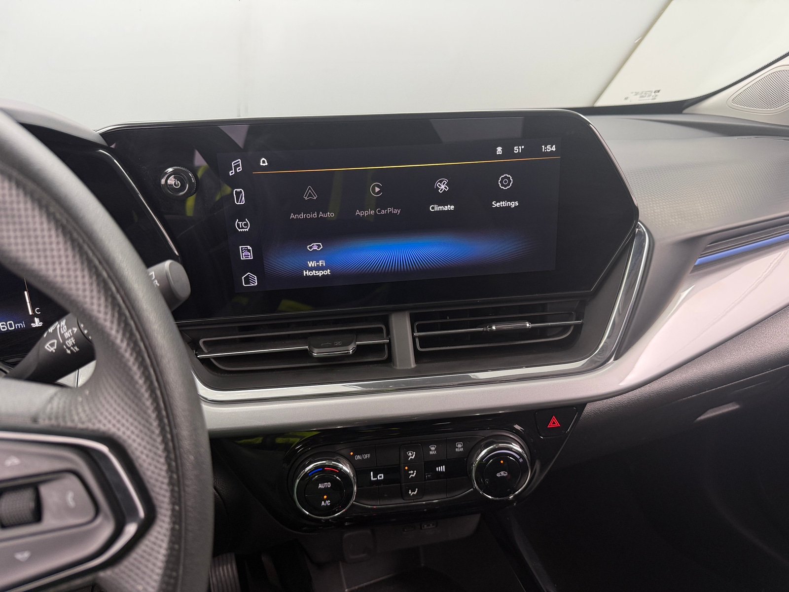 Thumbnail: 2025 Chevrolet Trax - 4