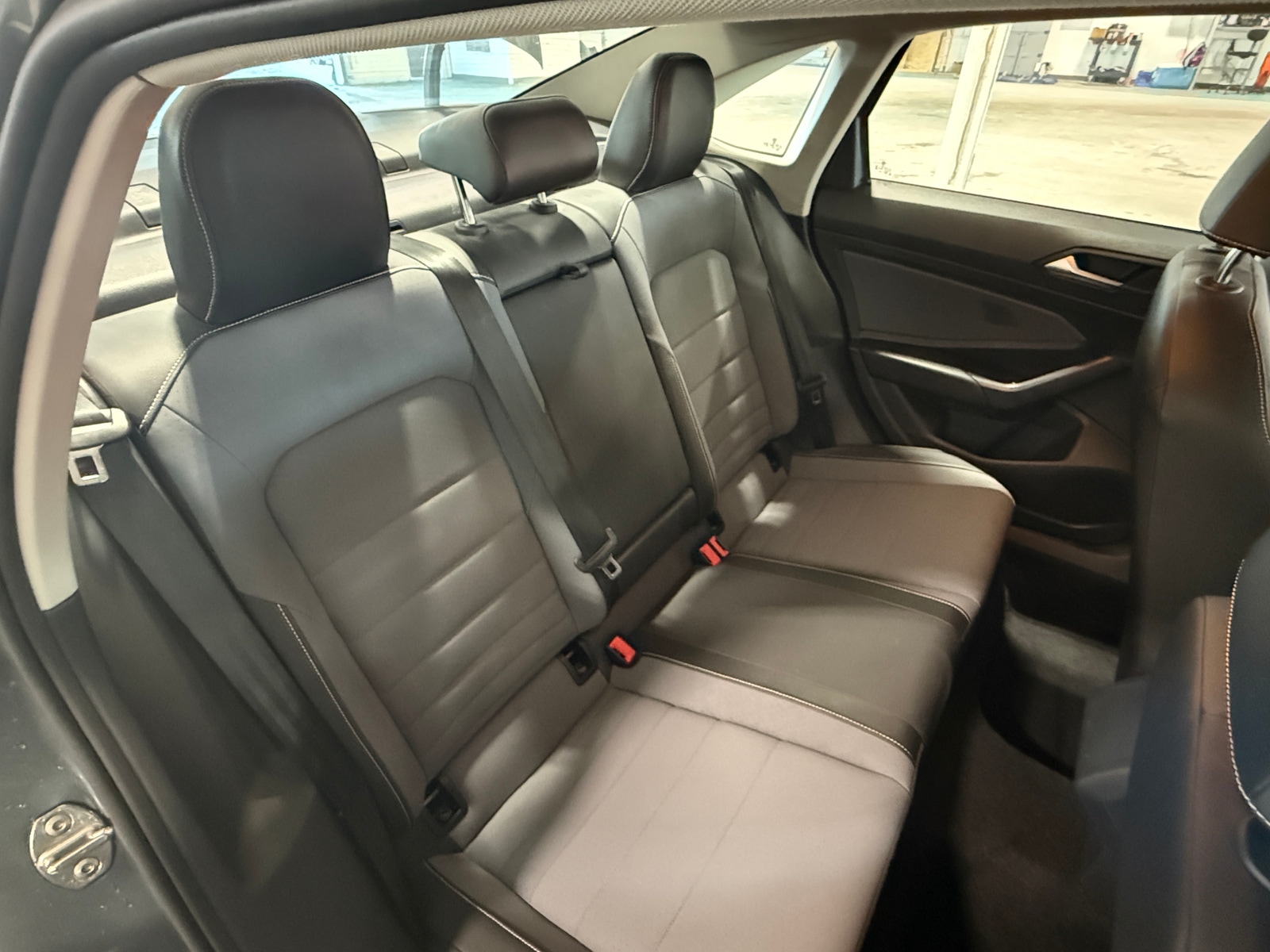 Thumbnail: 2025 Volkswagen Jetta - 5