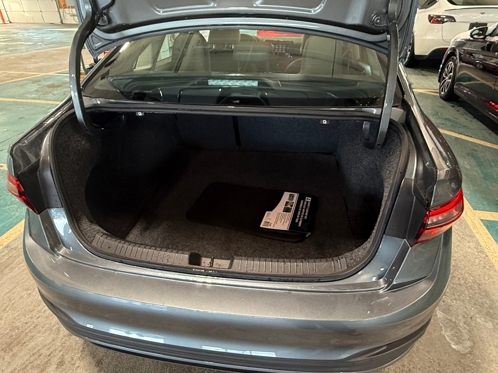 Thumbnail: 2025 Volkswagen Jetta - 6