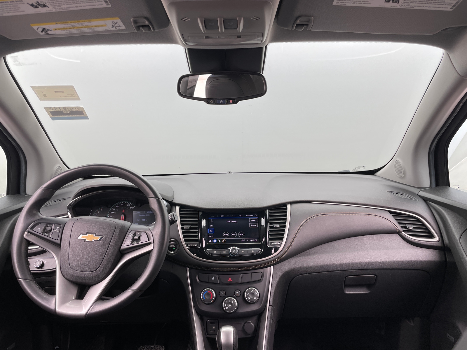 Thumbnail: 2020 Chevrolet Trax - 3