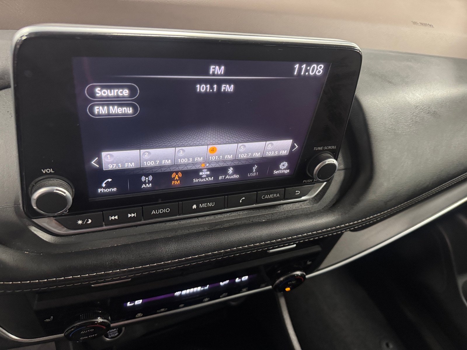 Thumbnail: 2023 Nissan Rogue - 4