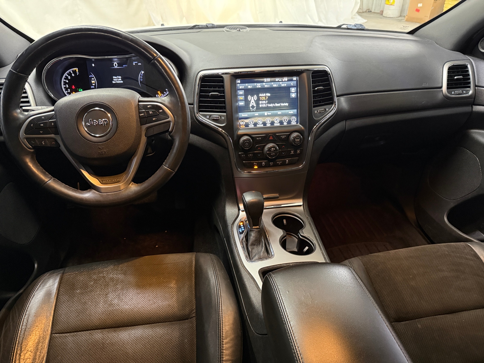 Thumbnail: 2018 Jeep Grand Cherokee - 3