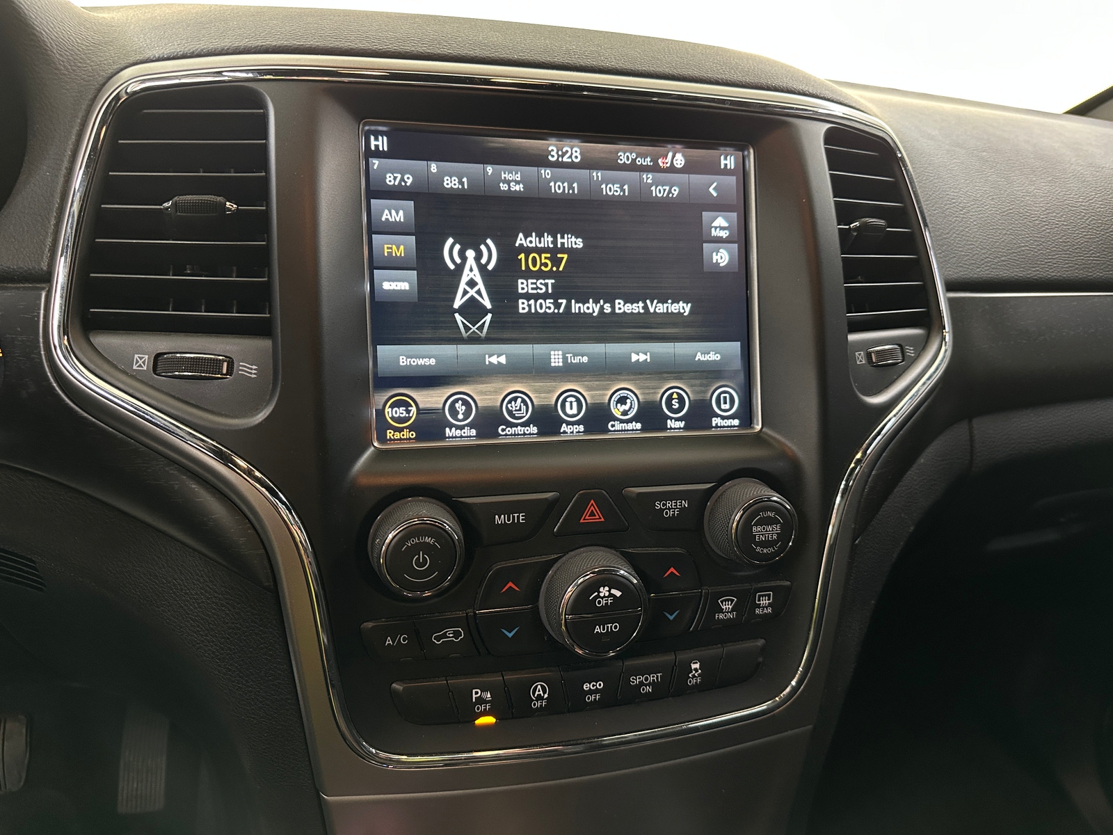 Thumbnail: 2018 Jeep Grand Cherokee - 4