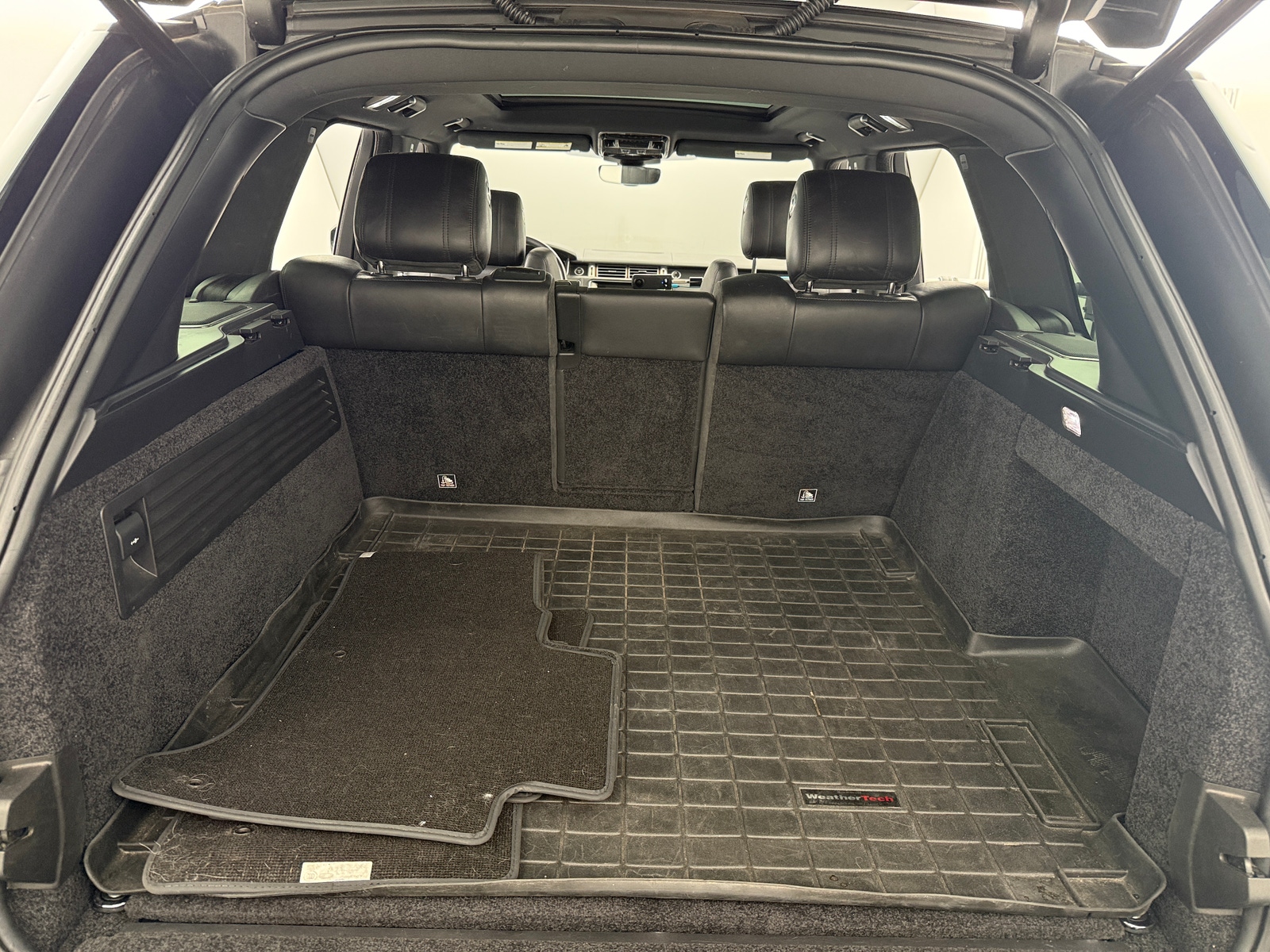 Thumbnail: 2017 Land Rover Range Rover - 6