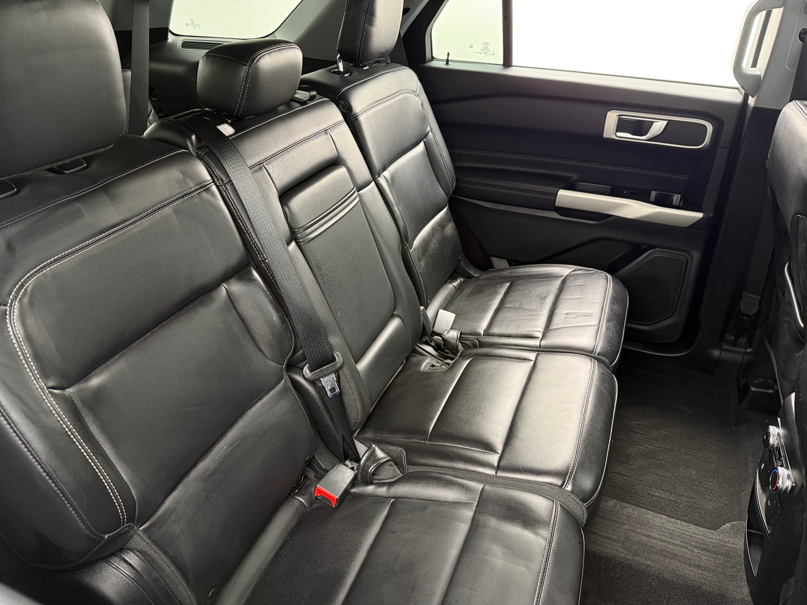 Thumbnail: 2021 Ford Explorer - 5