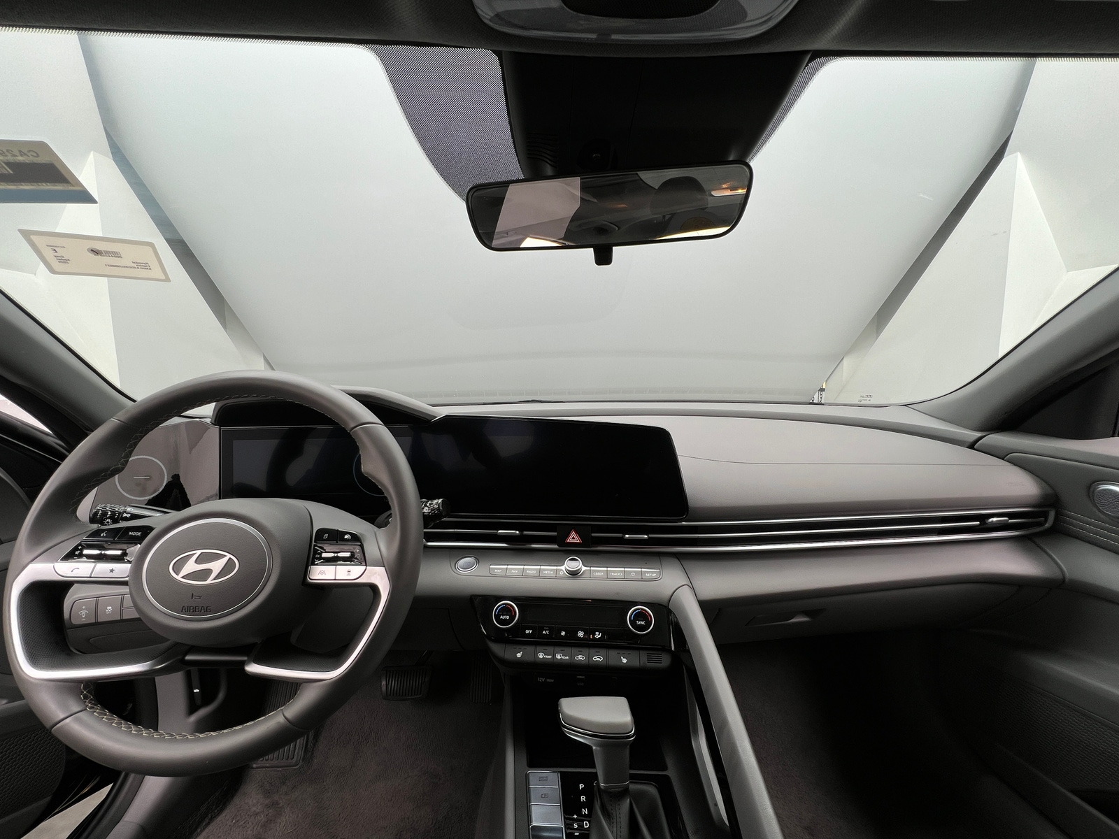 Thumbnail: 2025 Hyundai Elantra - 3