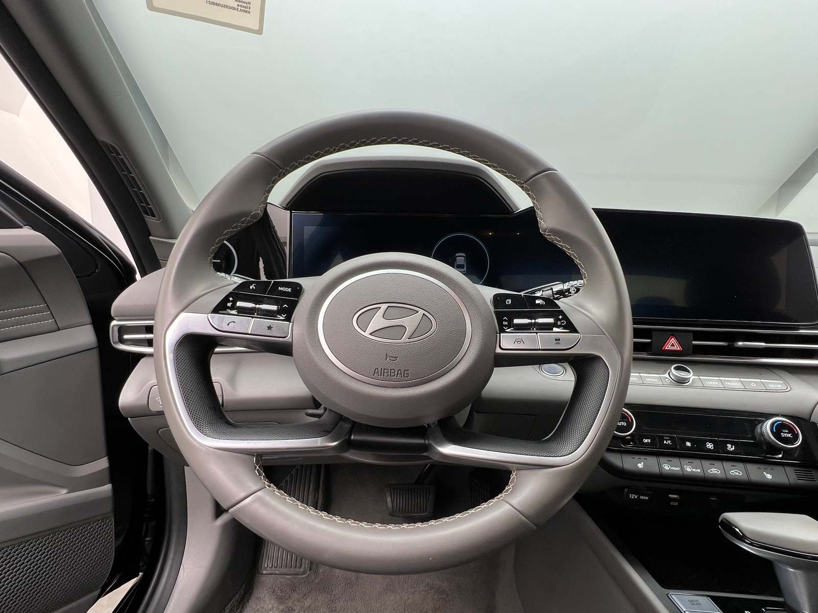 Thumbnail: 2025 Hyundai Elantra - 5