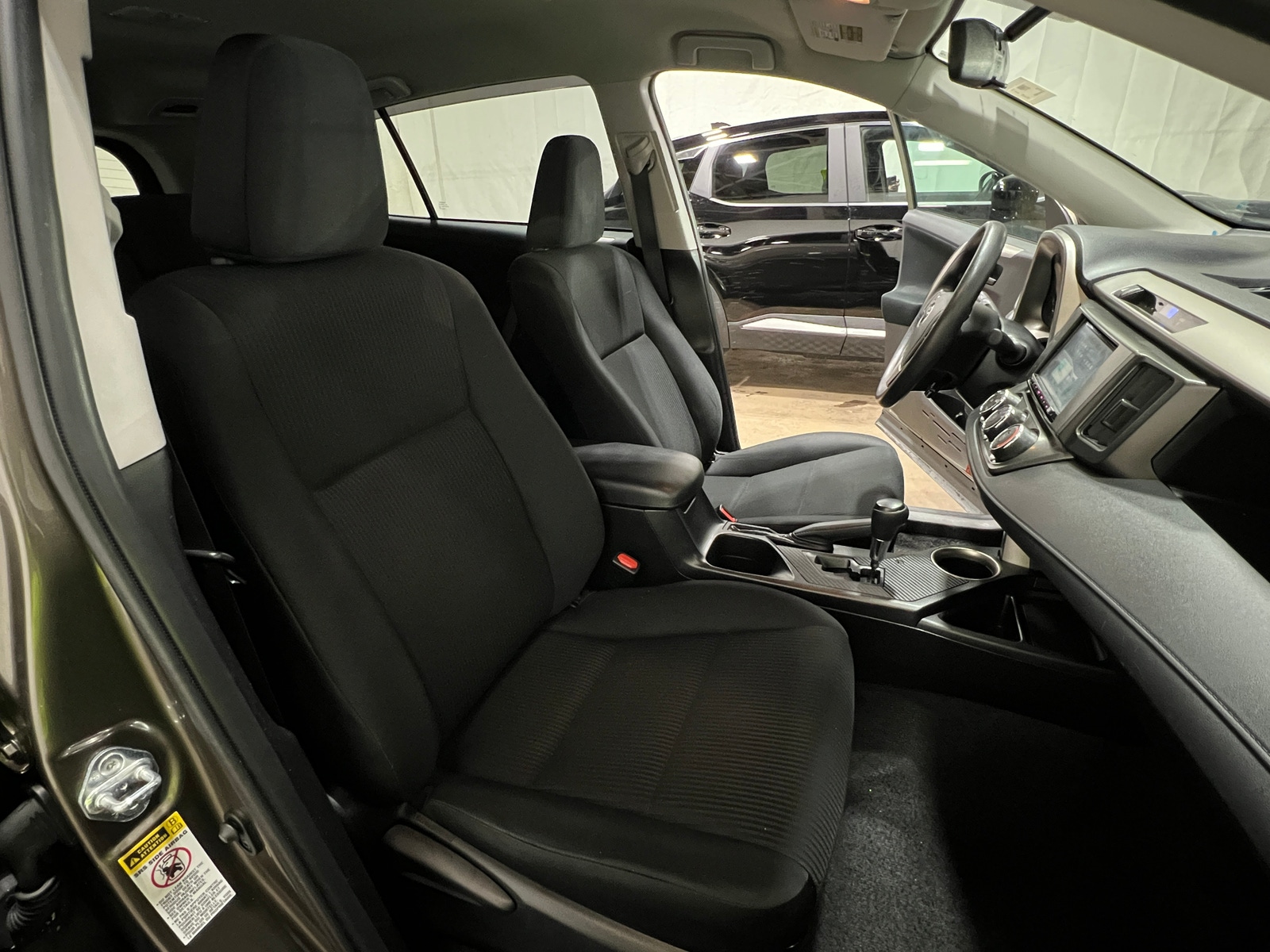 Thumbnail: 2015 Toyota RAV4 - 2