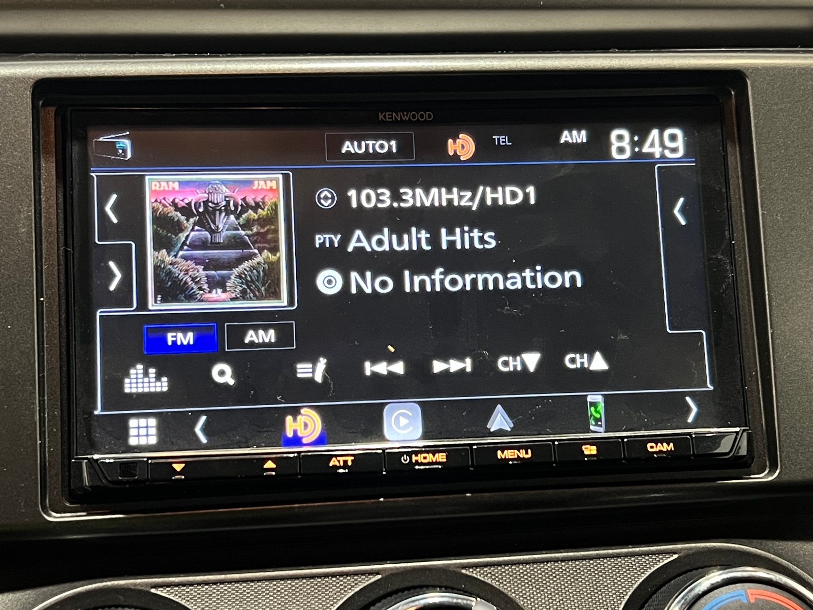 Thumbnail: 2015 Toyota RAV4 - 4