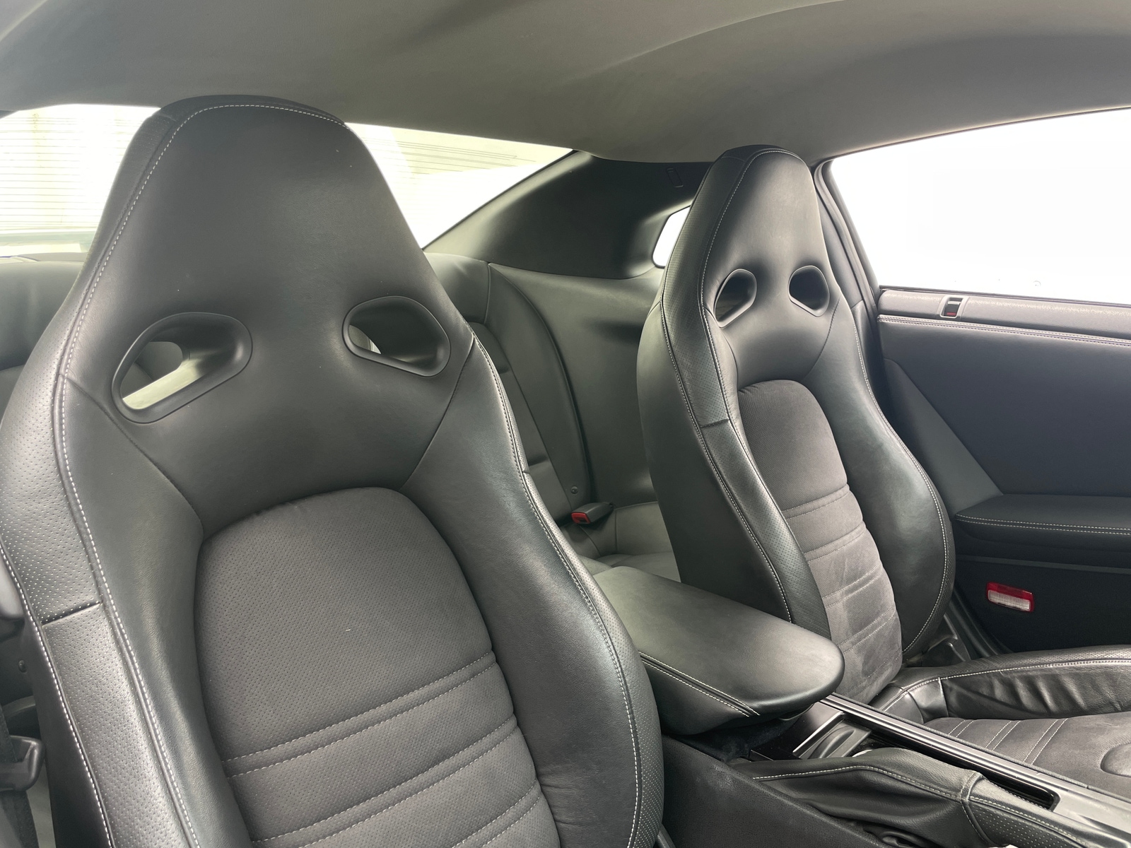 Thumbnail: 2014 Nissan GT-R - 2