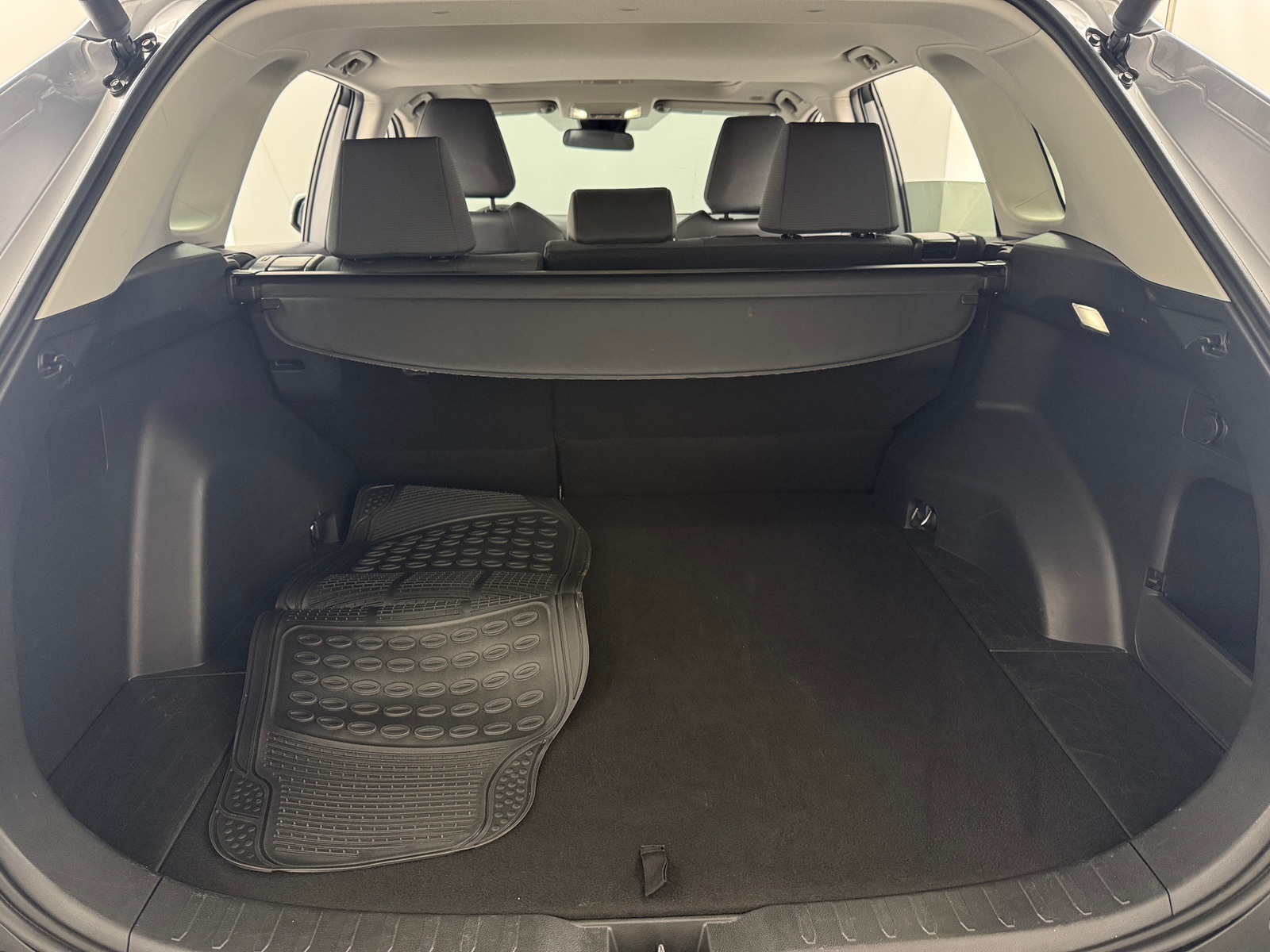 Thumbnail: 2025 Toyota RAV4 - 7