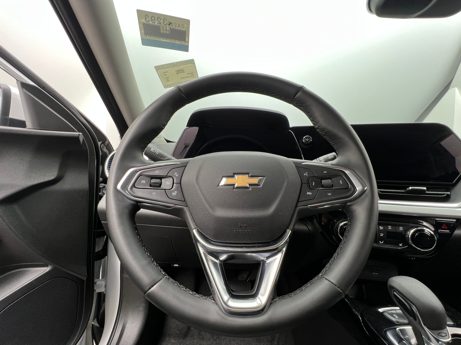 Thumbnail: 2025 Chevrolet Trax - 5