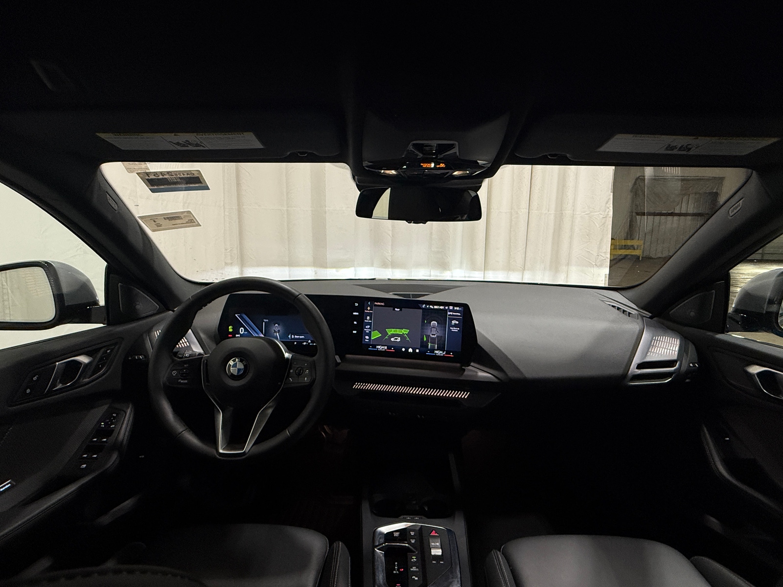 Thumbnail: 2025 BMW 2 Series - 2