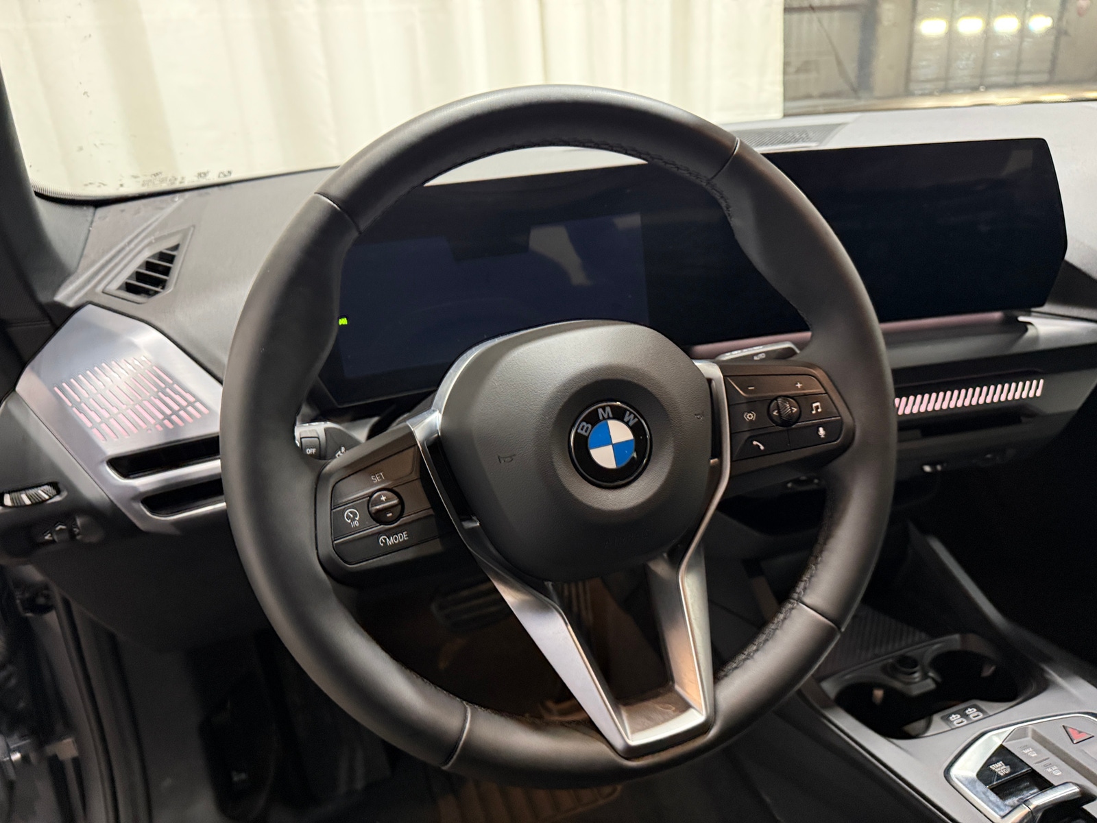 Thumbnail: 2025 BMW 2 Series - 4