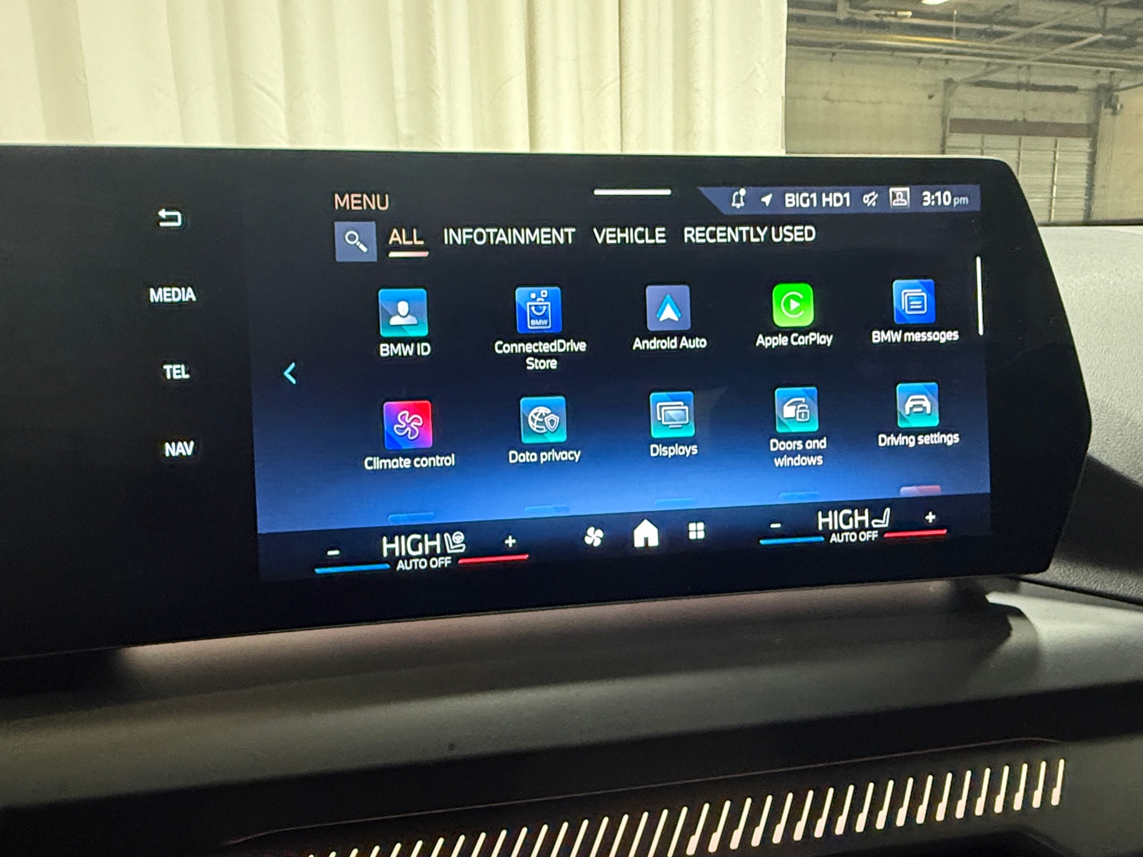 Thumbnail: 2025 BMW 2 Series - 3