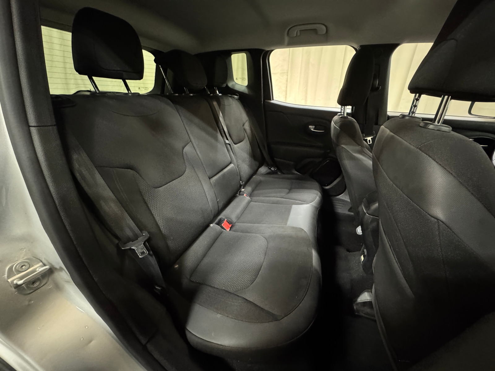 Thumbnail: 2018 Jeep Renegade - 6