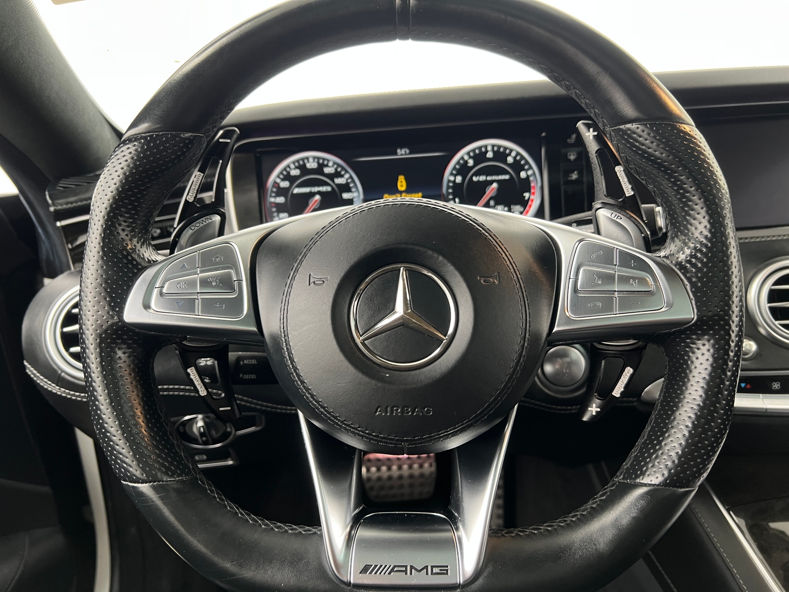 Thumbnail: 2015 Mercedes-Benz S-Class - 3