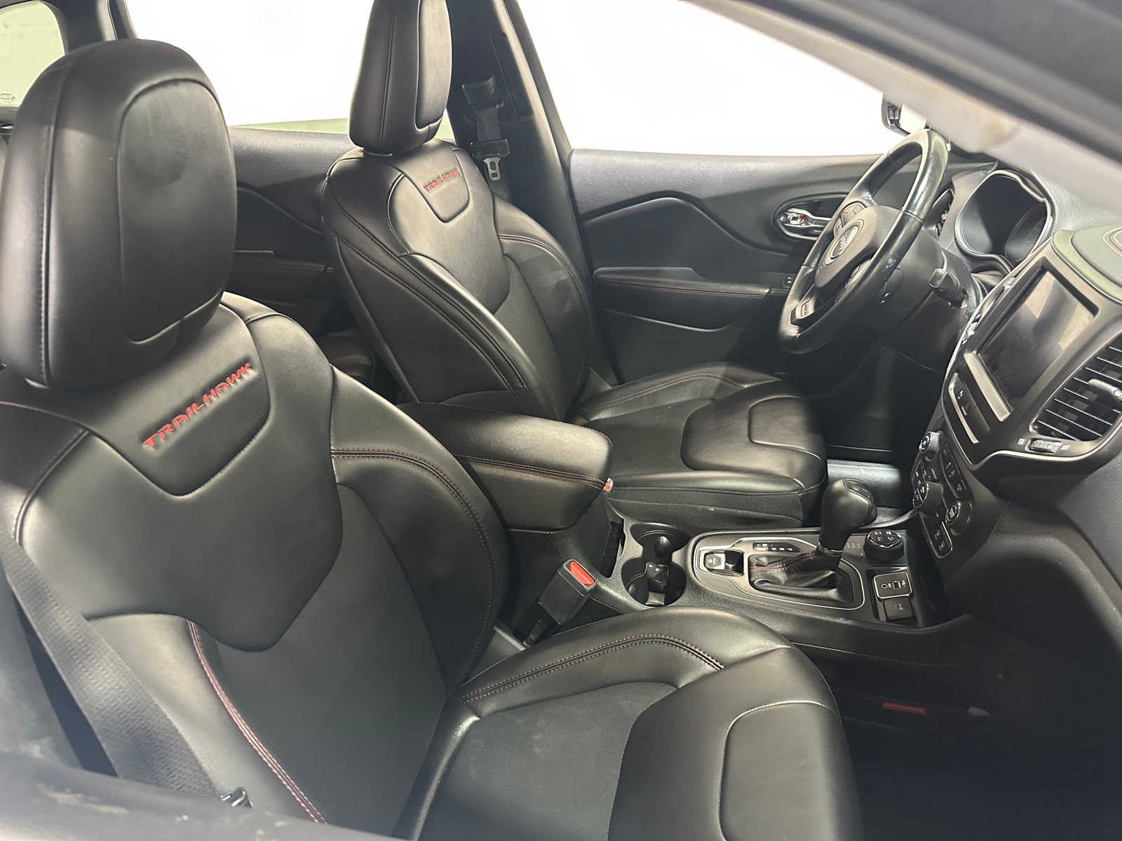 Thumbnail: 2019 Jeep Cherokee - 2