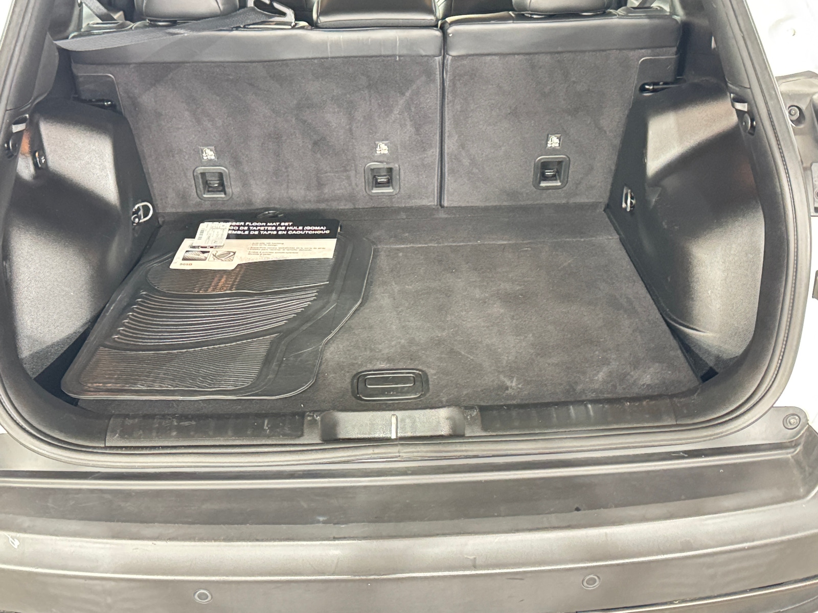 Thumbnail: 2019 Jeep Cherokee - 7