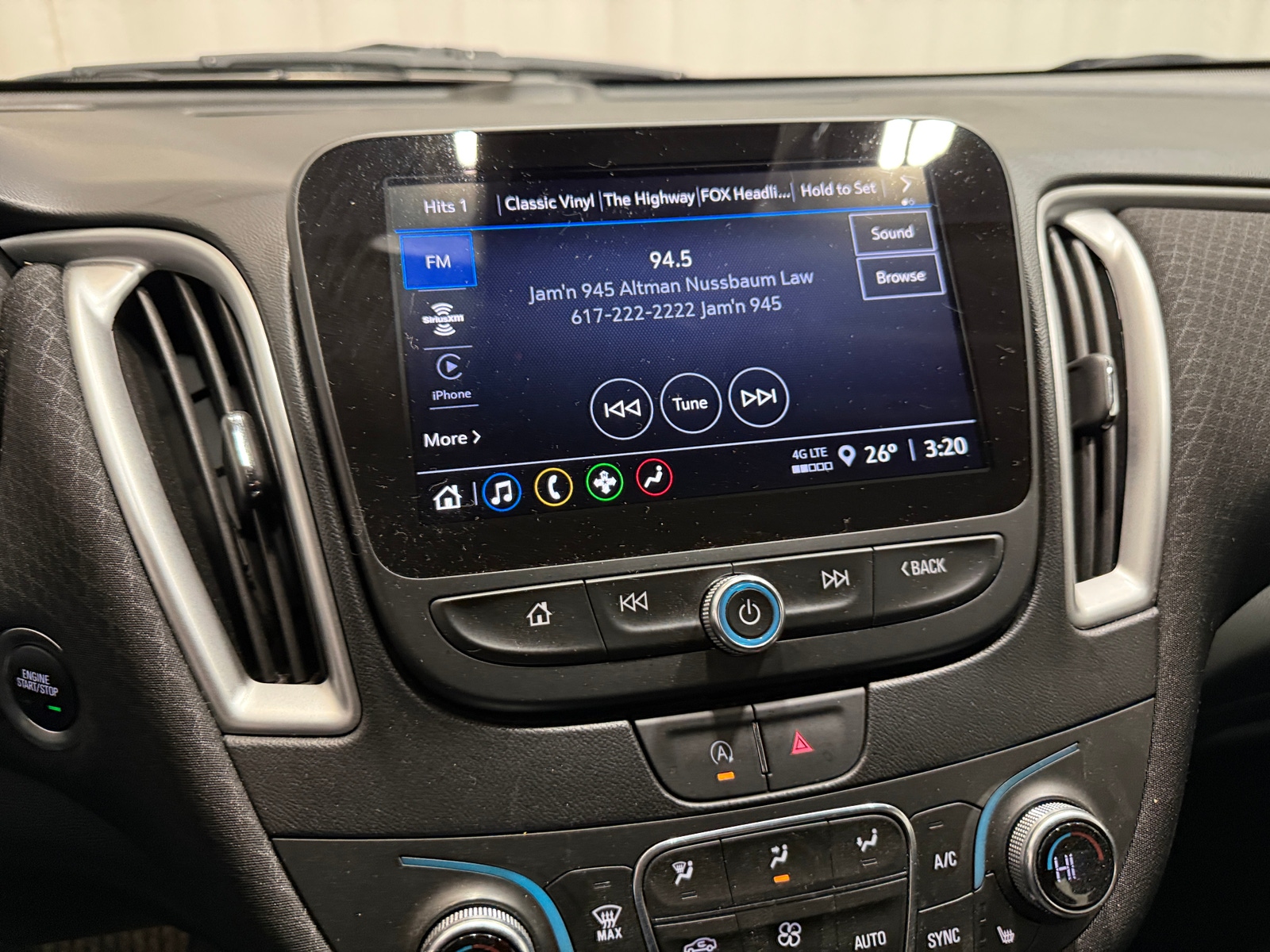 Thumbnail: 2024 Chevrolet Malibu - 4