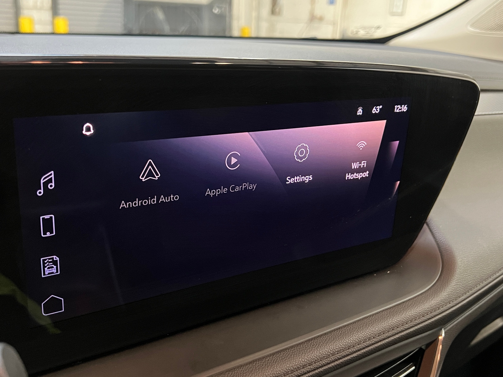 Thumbnail: 2025 Buick Encore GX - 4