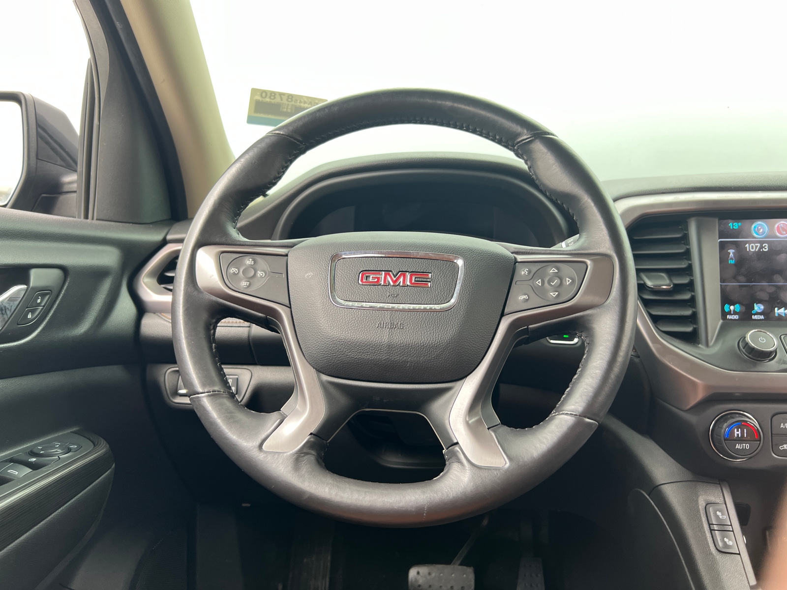 Thumbnail: 2017 GMC Acadia - 4