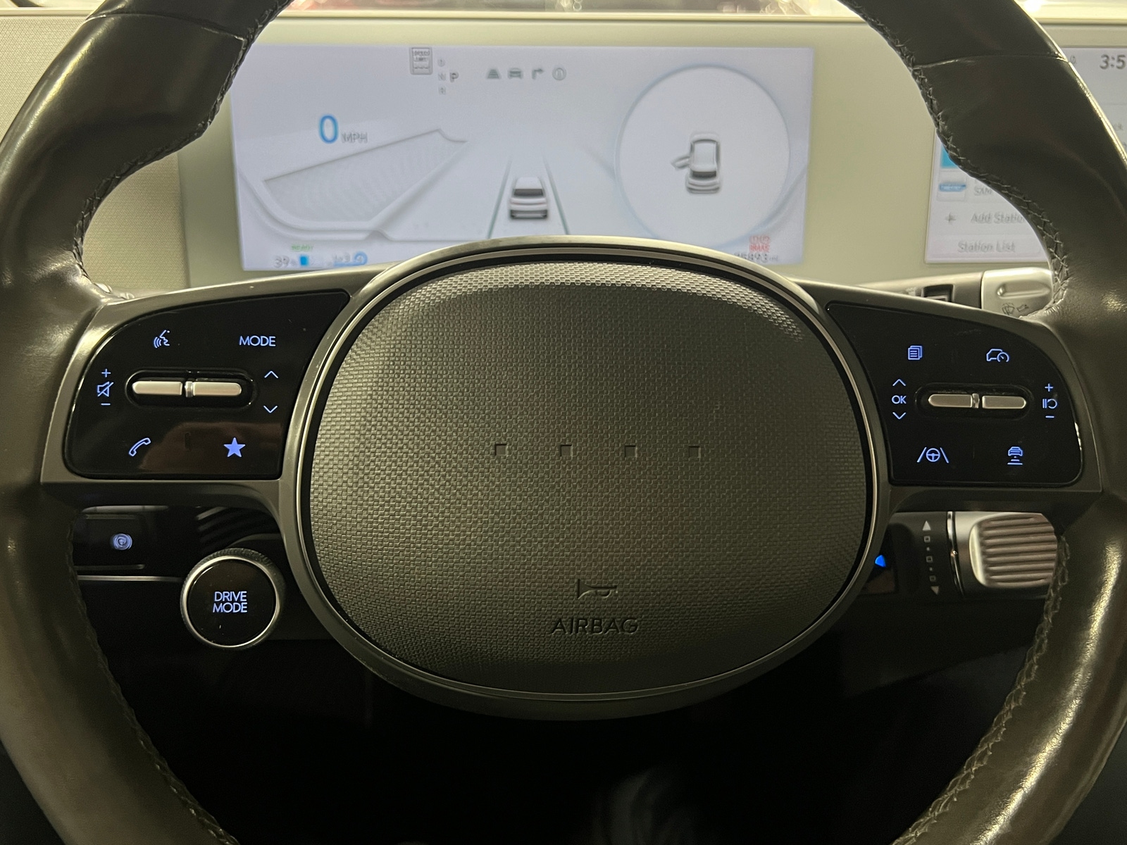 Thumbnail: 2023 Hyundai Ioniq 5 - 4