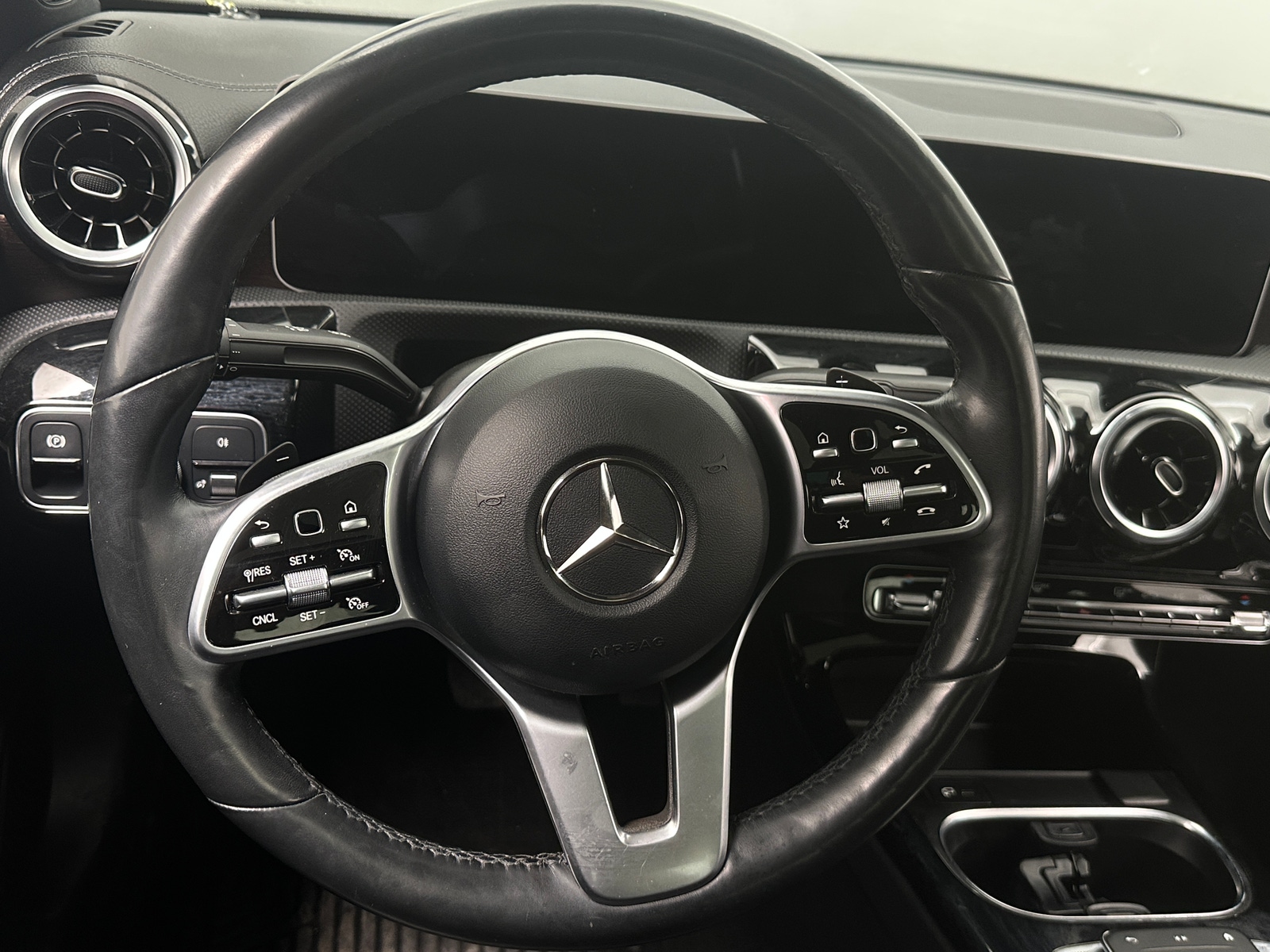 Thumbnail: 2020 Mercedes-Benz CLA - 3