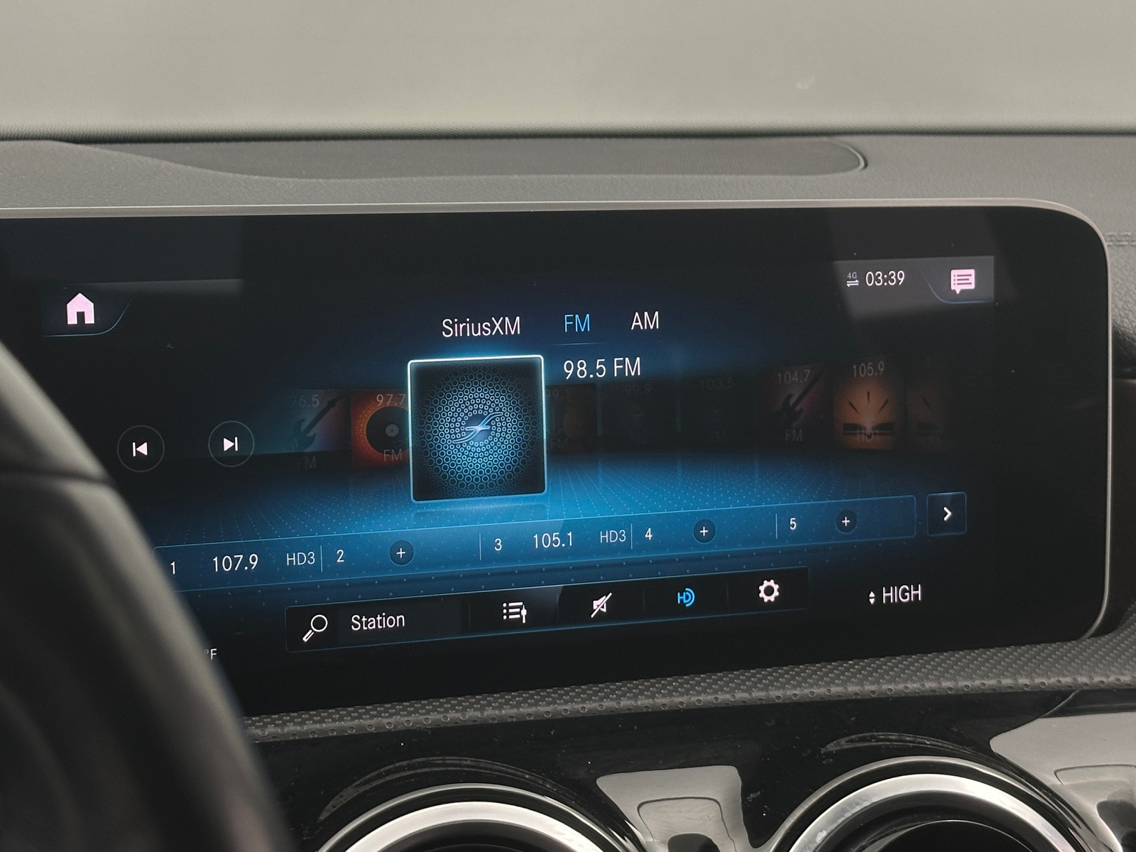 Thumbnail: 2020 Mercedes-Benz CLA - 2