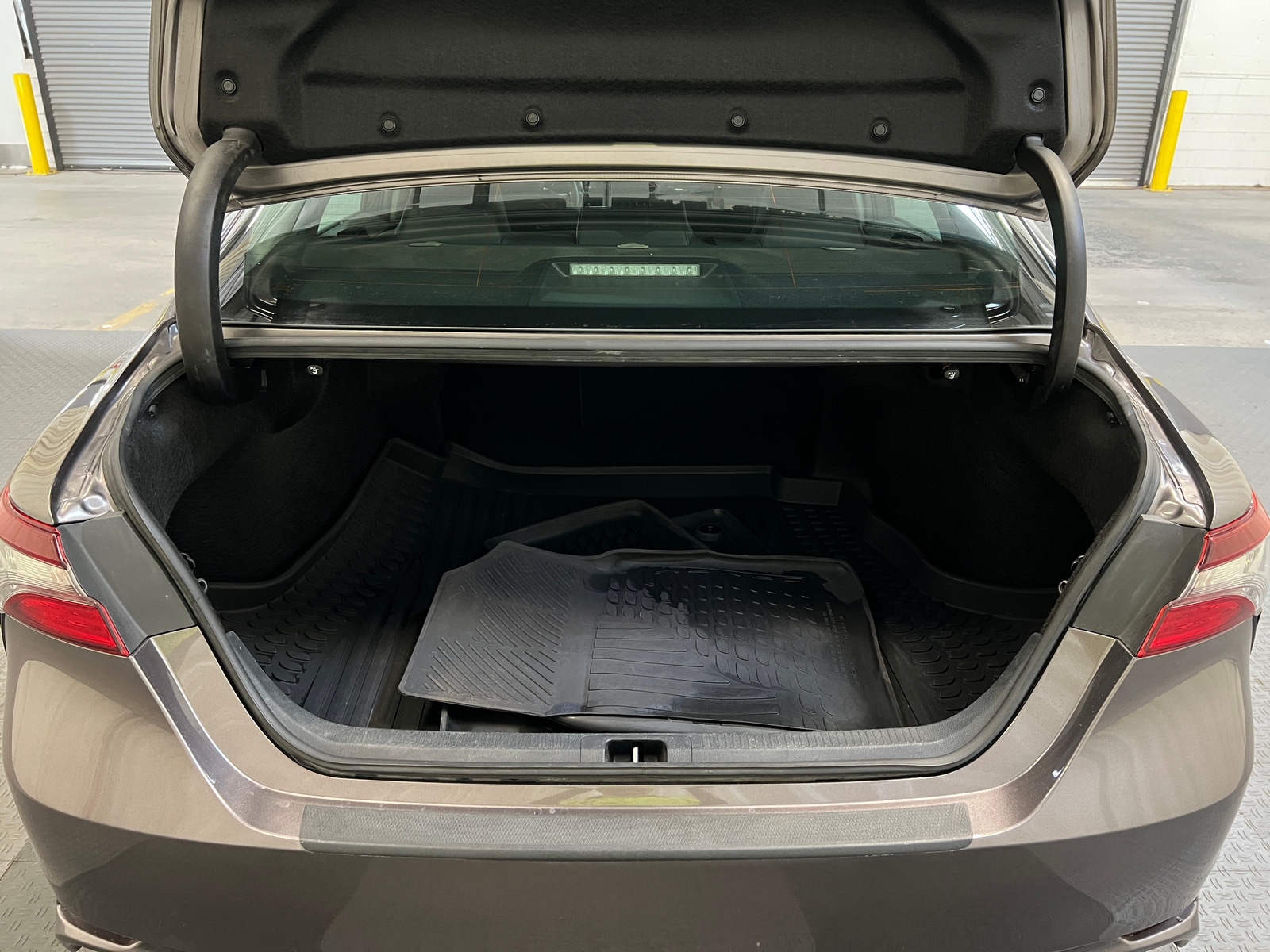 Thumbnail: 2023 Toyota Camry - 6