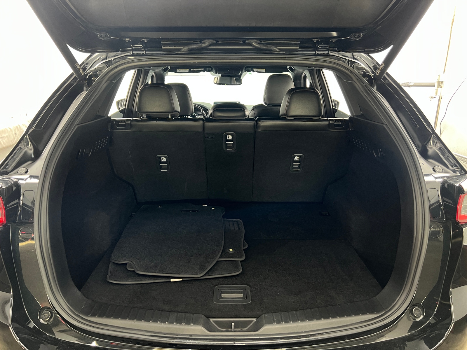 Thumbnail: 2023 Mazda CX-5 - 6