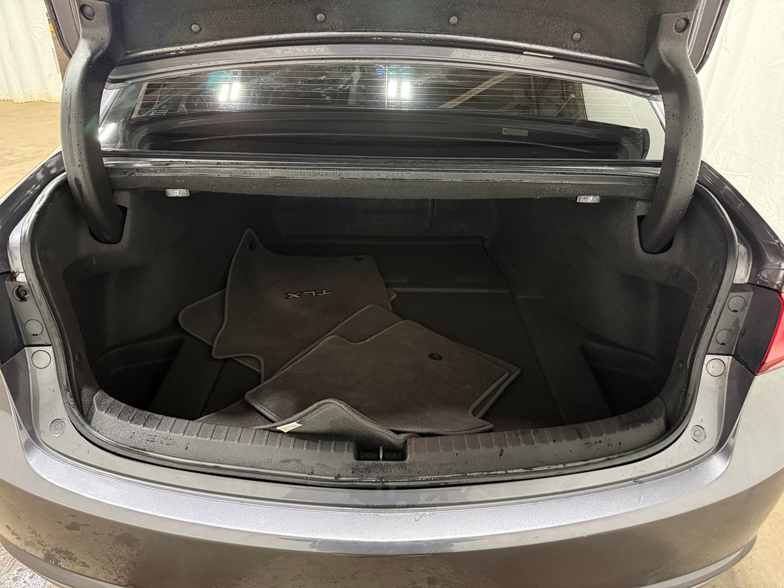 Thumbnail: 2019 Acura TLX - 6