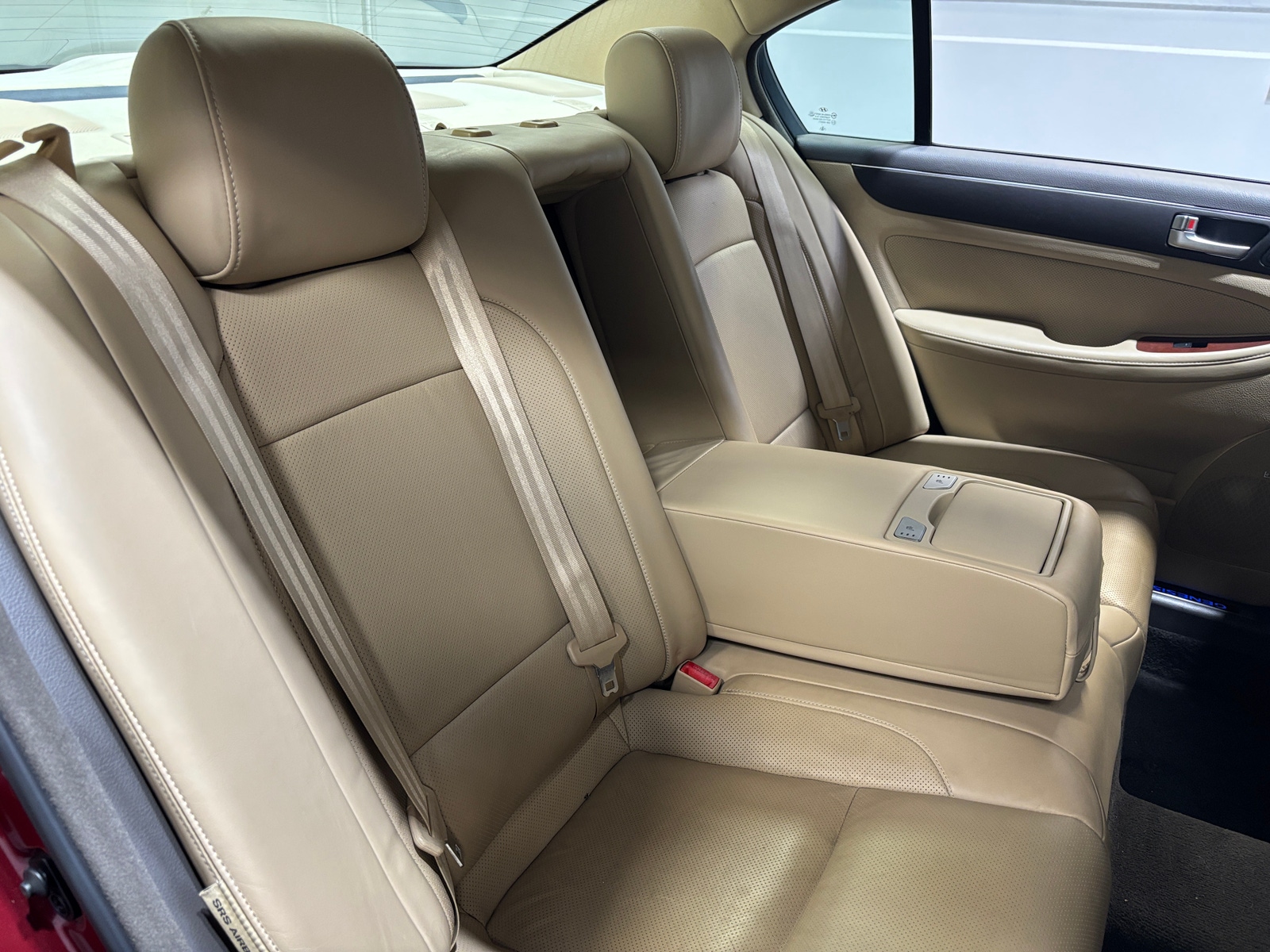 Thumbnail: 2012 Hyundai Genesis - 5