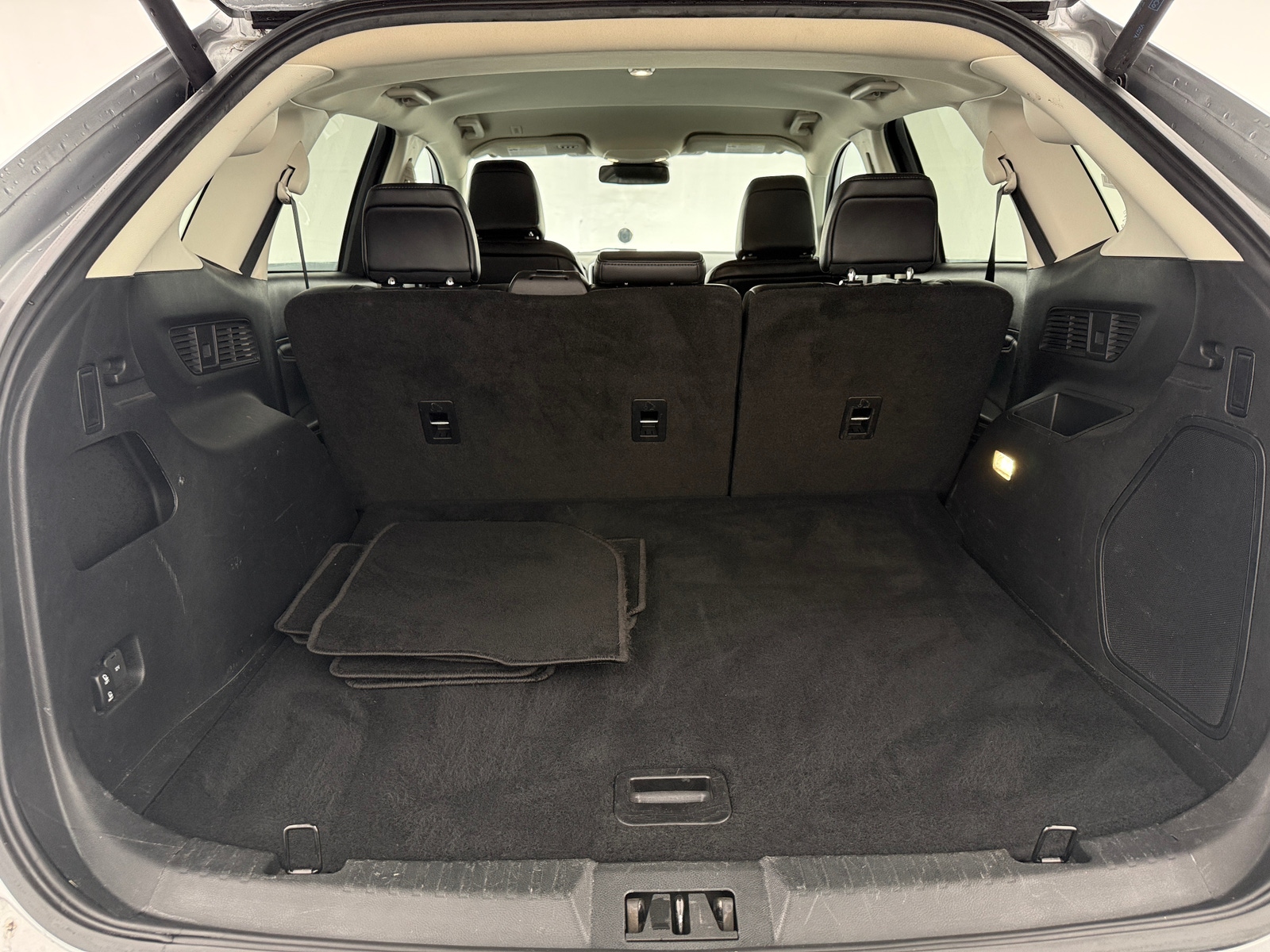 Thumbnail: 2024 Ford Edge - 6