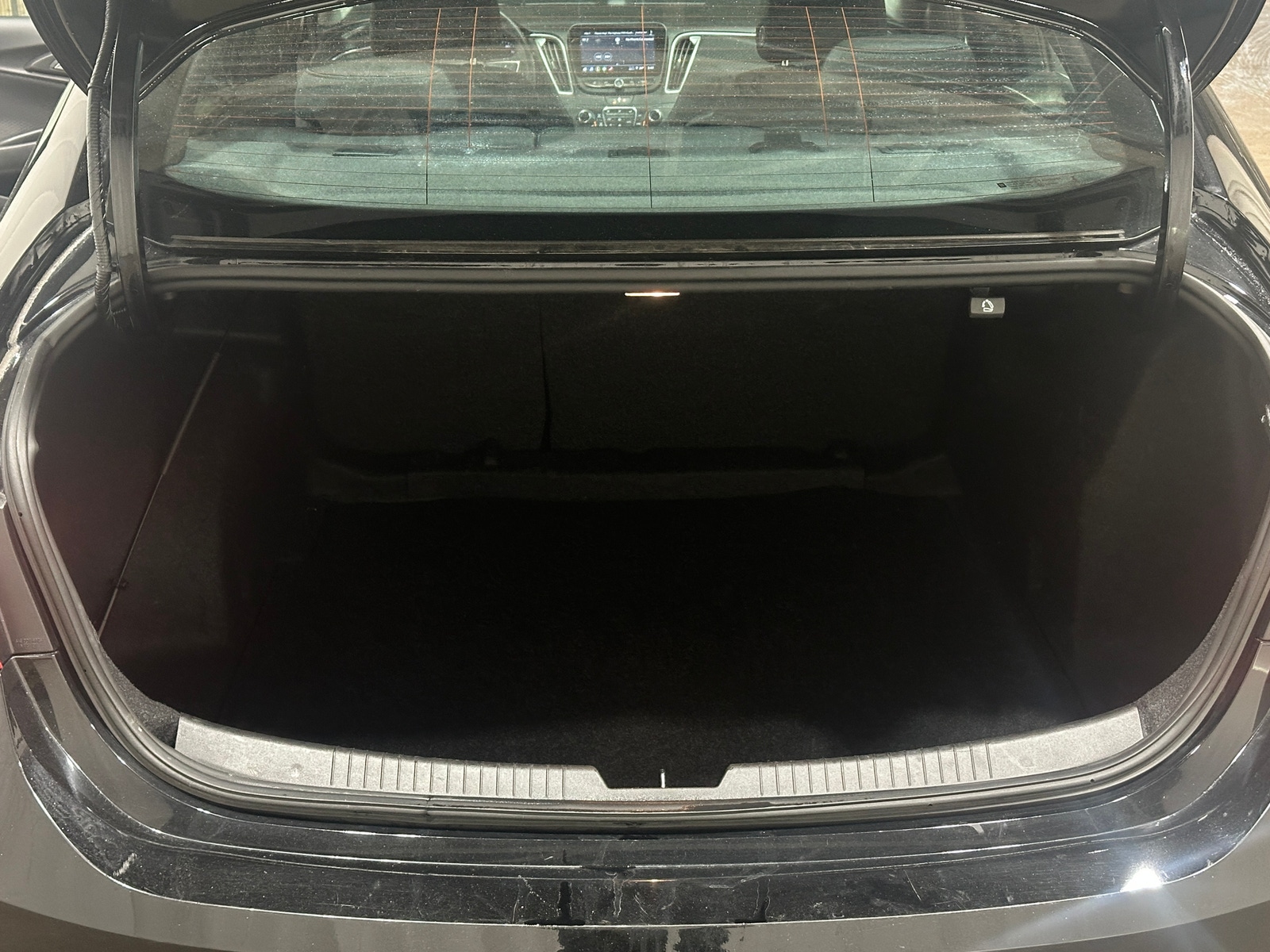 Thumbnail: 2024 Chevrolet Malibu - 7