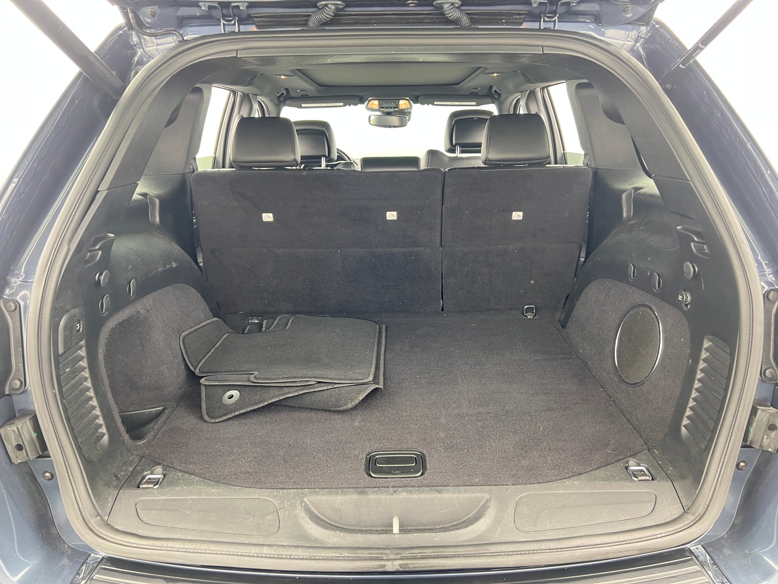 Thumbnail: 2020 Jeep Grand Cherokee - 6