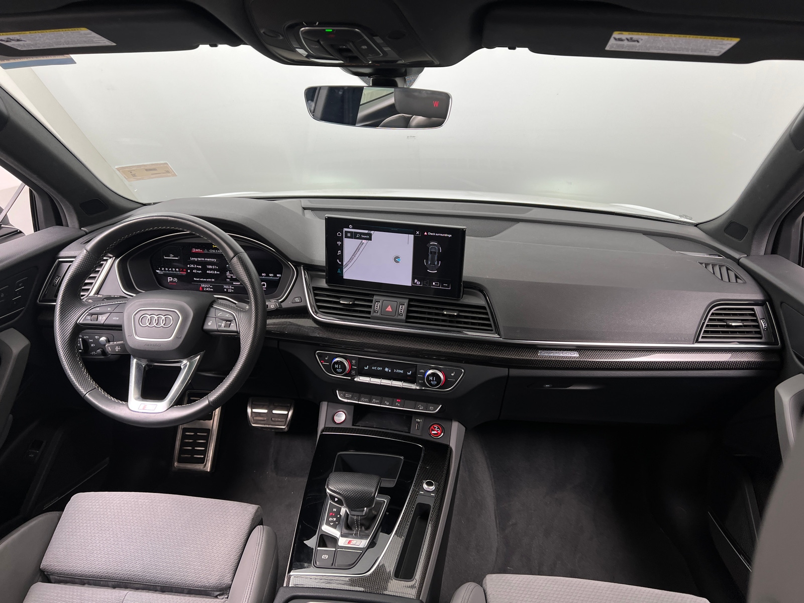 Thumbnail: 2022 Audi SQ5 - 2