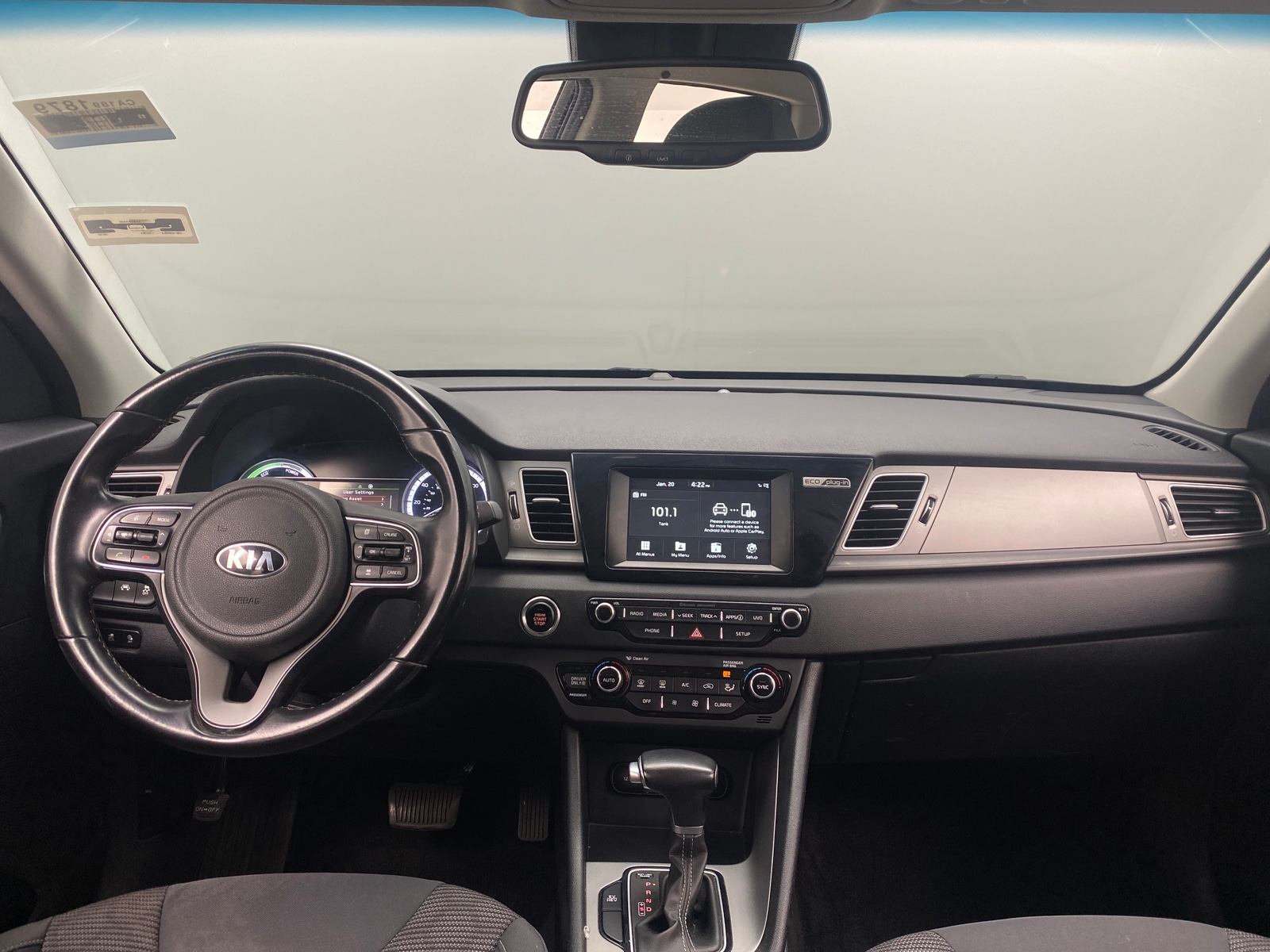 Thumbnail: 2018 Kia Niro - 3