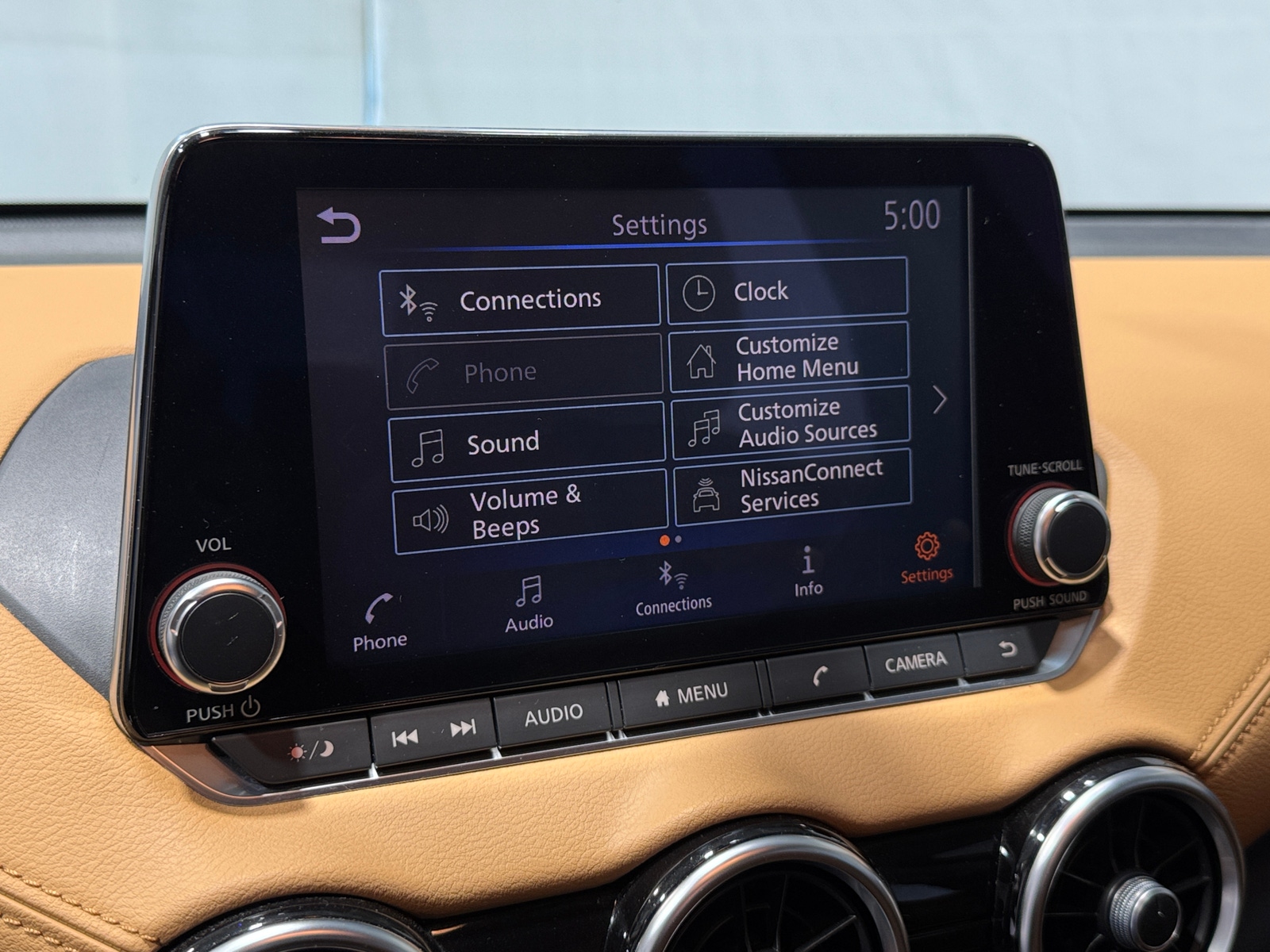 Thumbnail: 2020 Nissan Sentra - 4