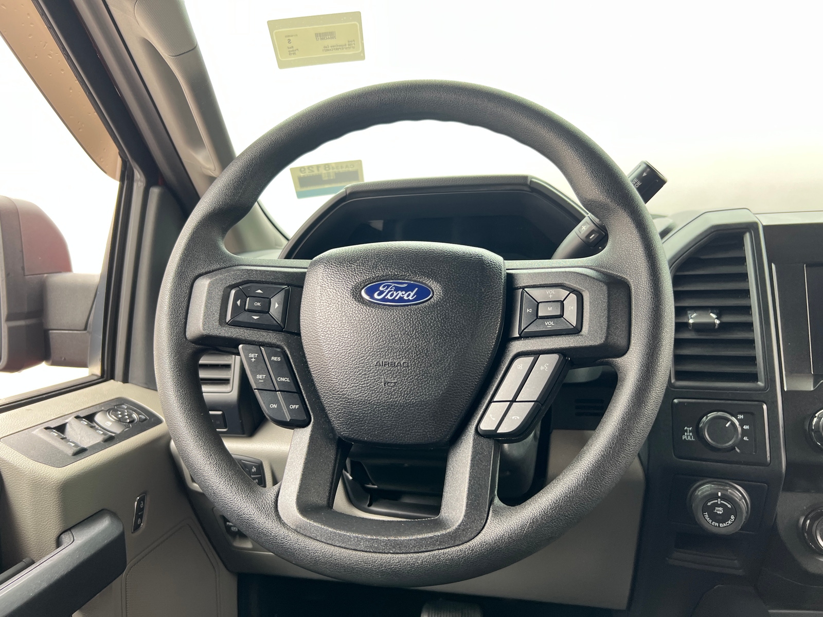 Thumbnail: 2019 Ford Econoline - 5